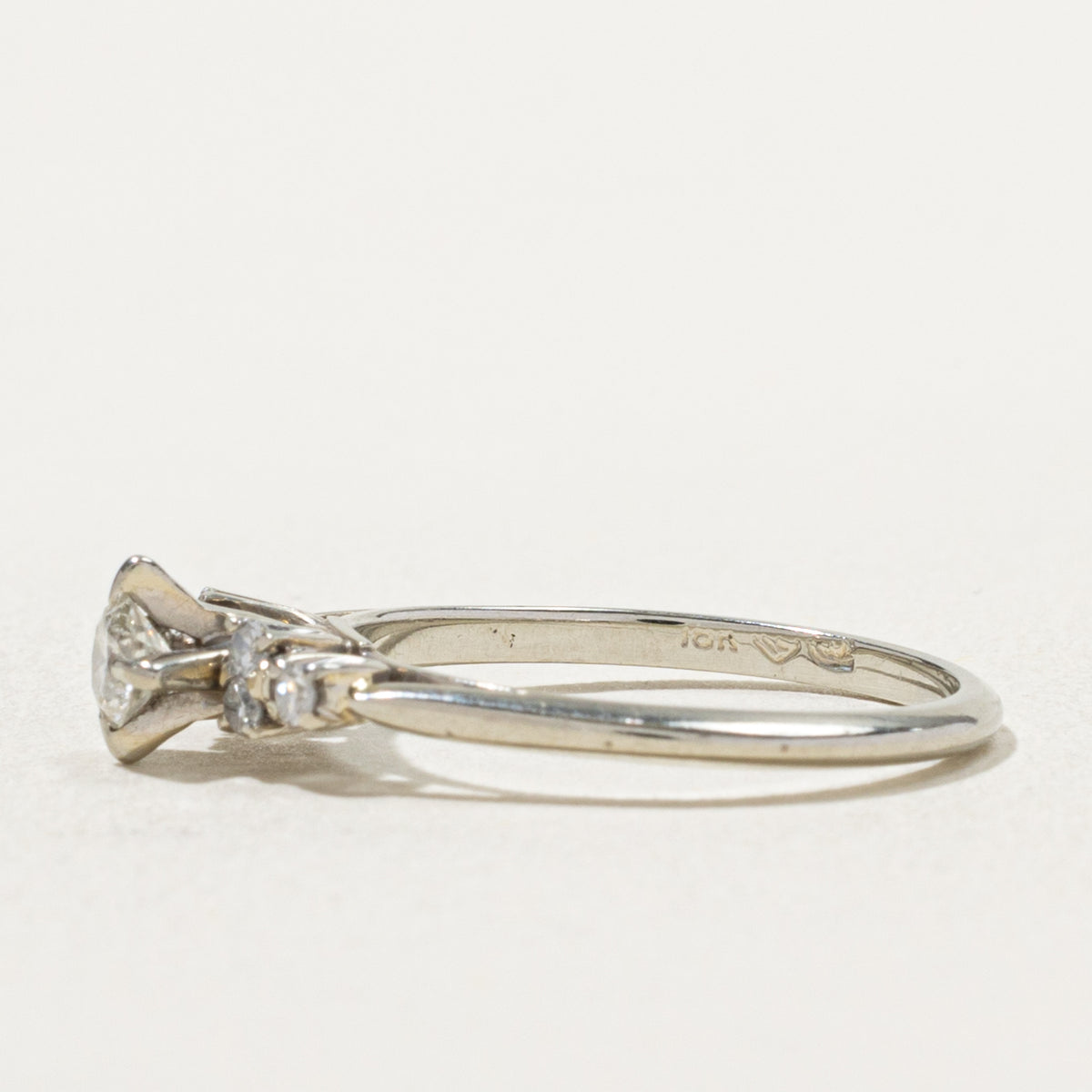18k White Gold Diamond Cluster Accented Ring | 0.29ctw | SZ 6