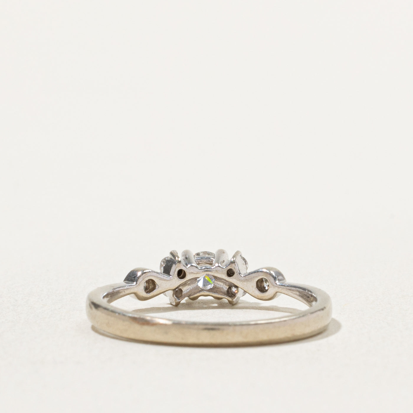 14k White Gold Diamond Cluster Accented Ring | 0.25ctw | SZ 6.5