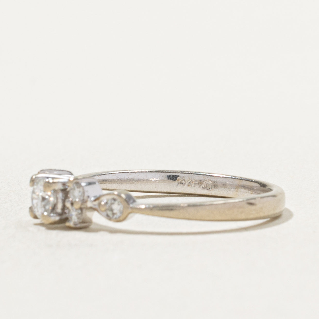 14k White Gold Diamond Cluster Accented Ring | 0.25ctw | SZ 6.5