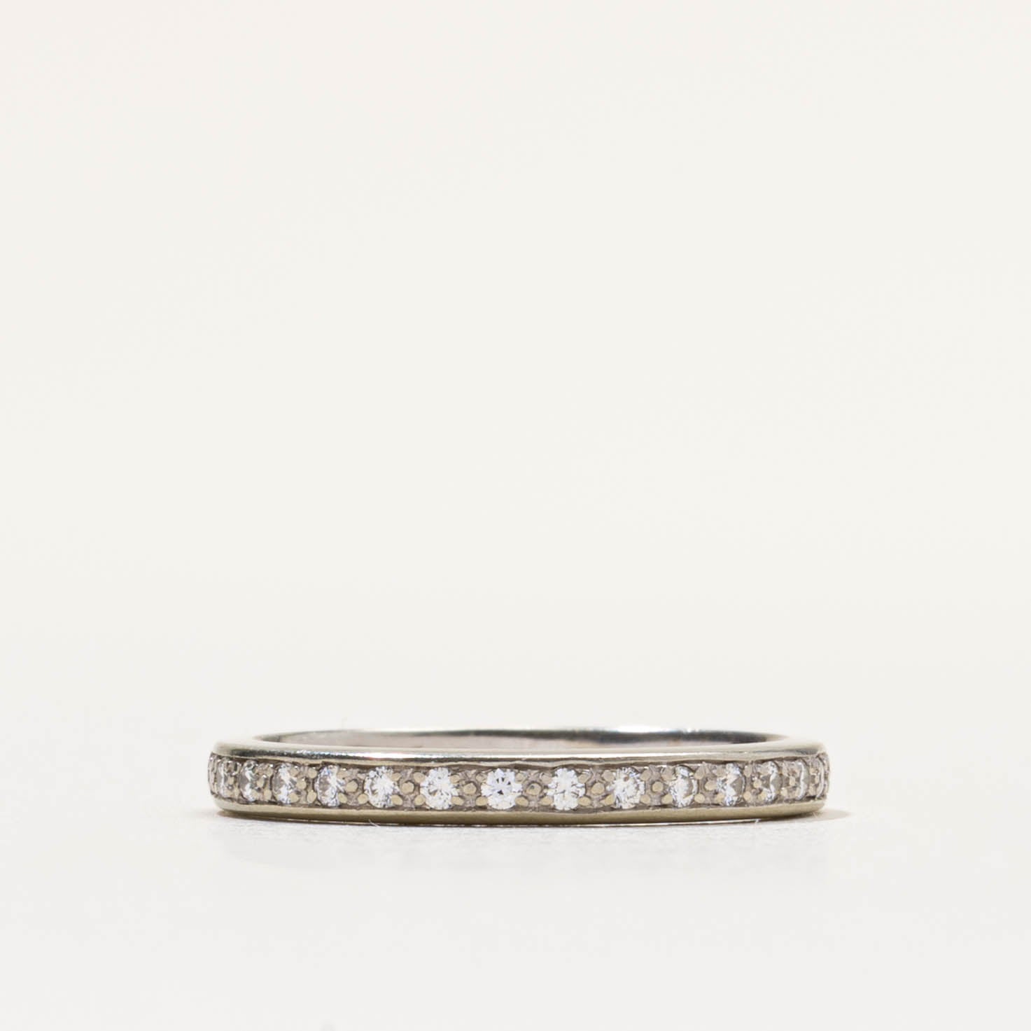 19k Semi-Eternity Diamond Band | 0.25ctw | 2.45mm | SZ 6.5