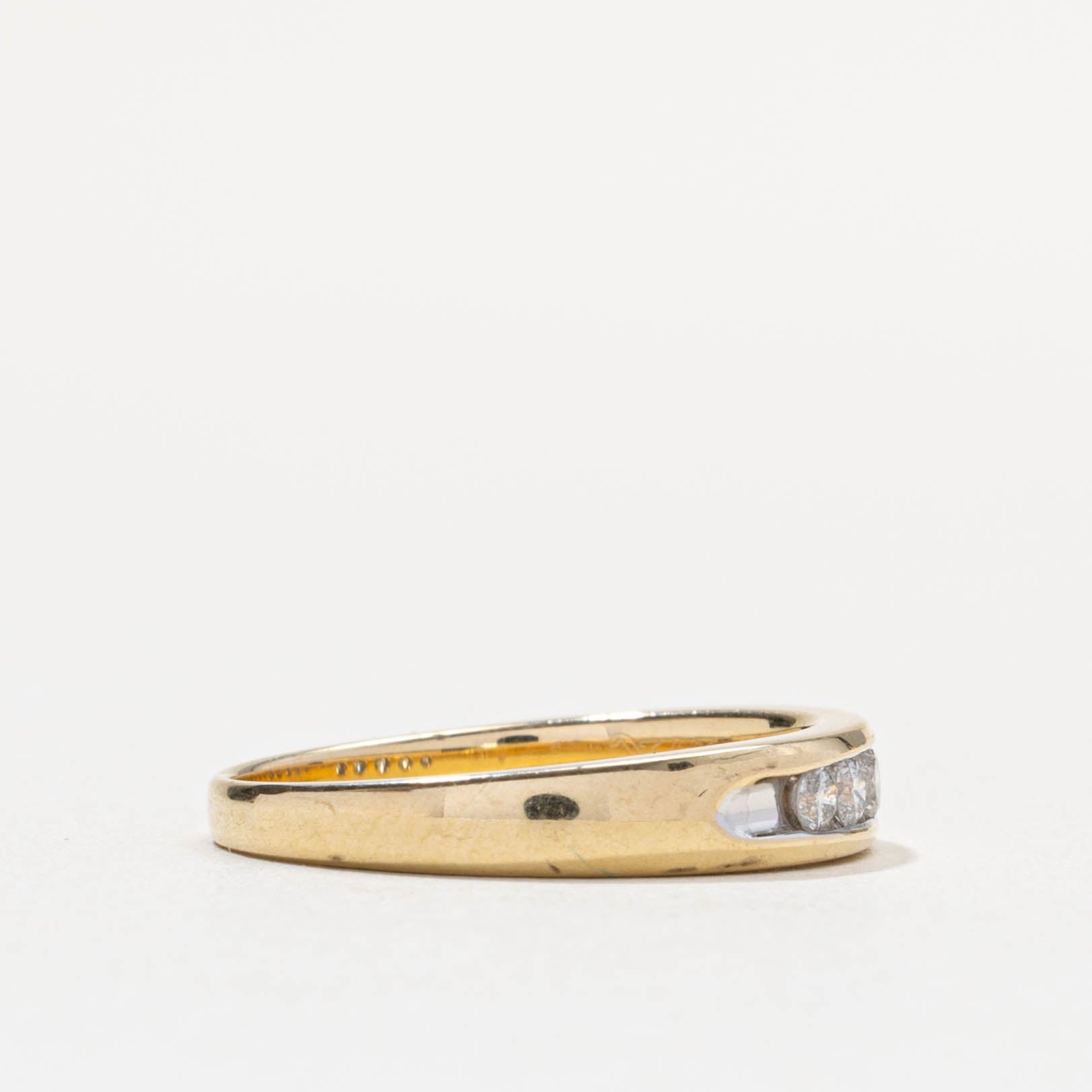 14k Channel Set Diamond Ring | 0.25ctw | SZ 7