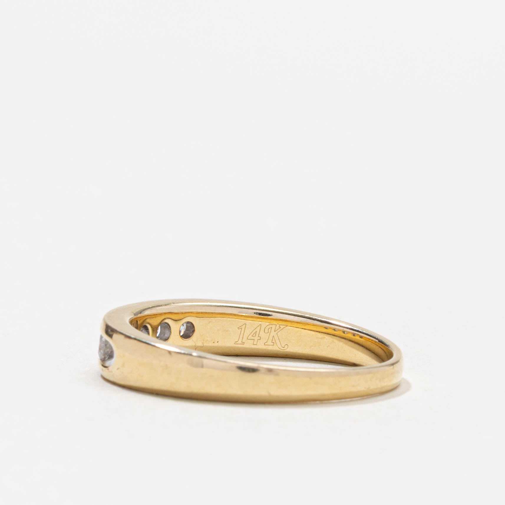 14k Channel Set Diamond Ring | 0.25ctw | SZ 7