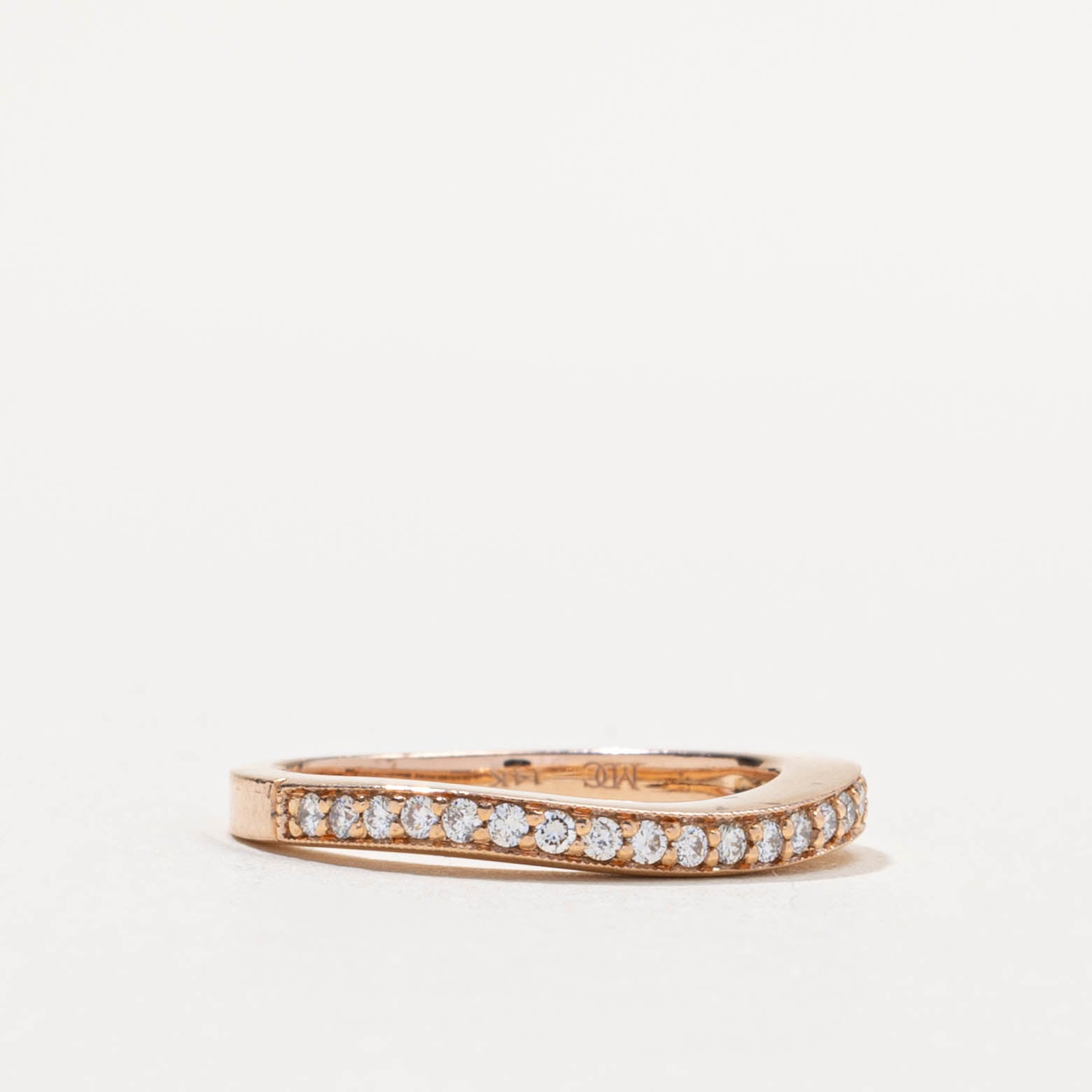 14k Semi-Eternity Diamond Chevron Ring | 0.25ctw | SZ 5.5