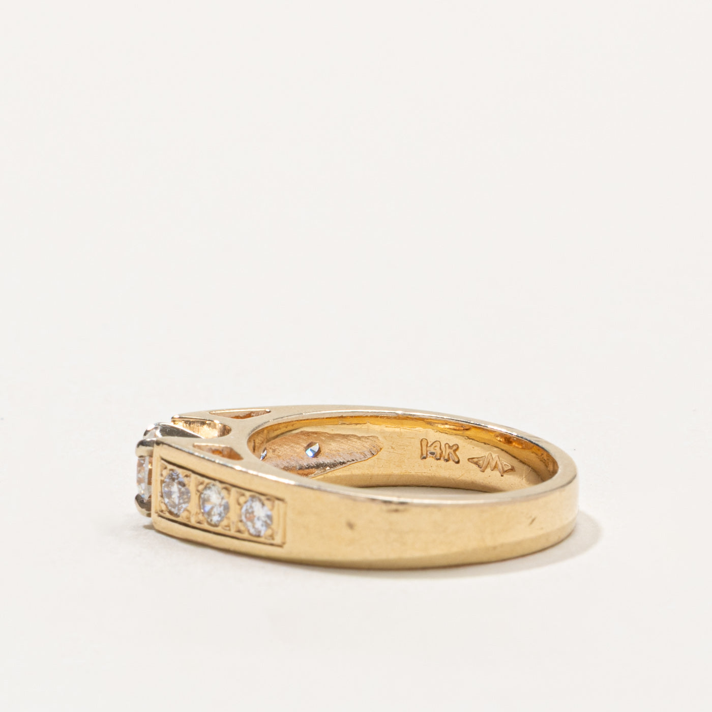 14k Flush Set Diamond Ring | 0.25ct VS1 H/I, 0.25ctw | SZ 5.25