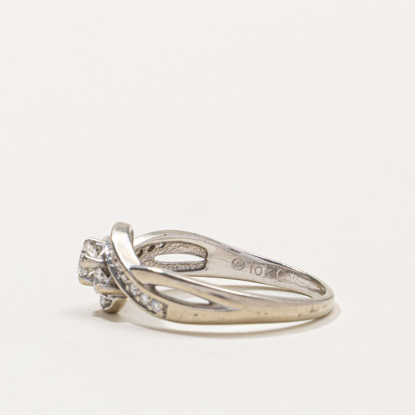 10k Semi-Eternity Diamond Twisted Ring | 0.30ctw | SZ 7
