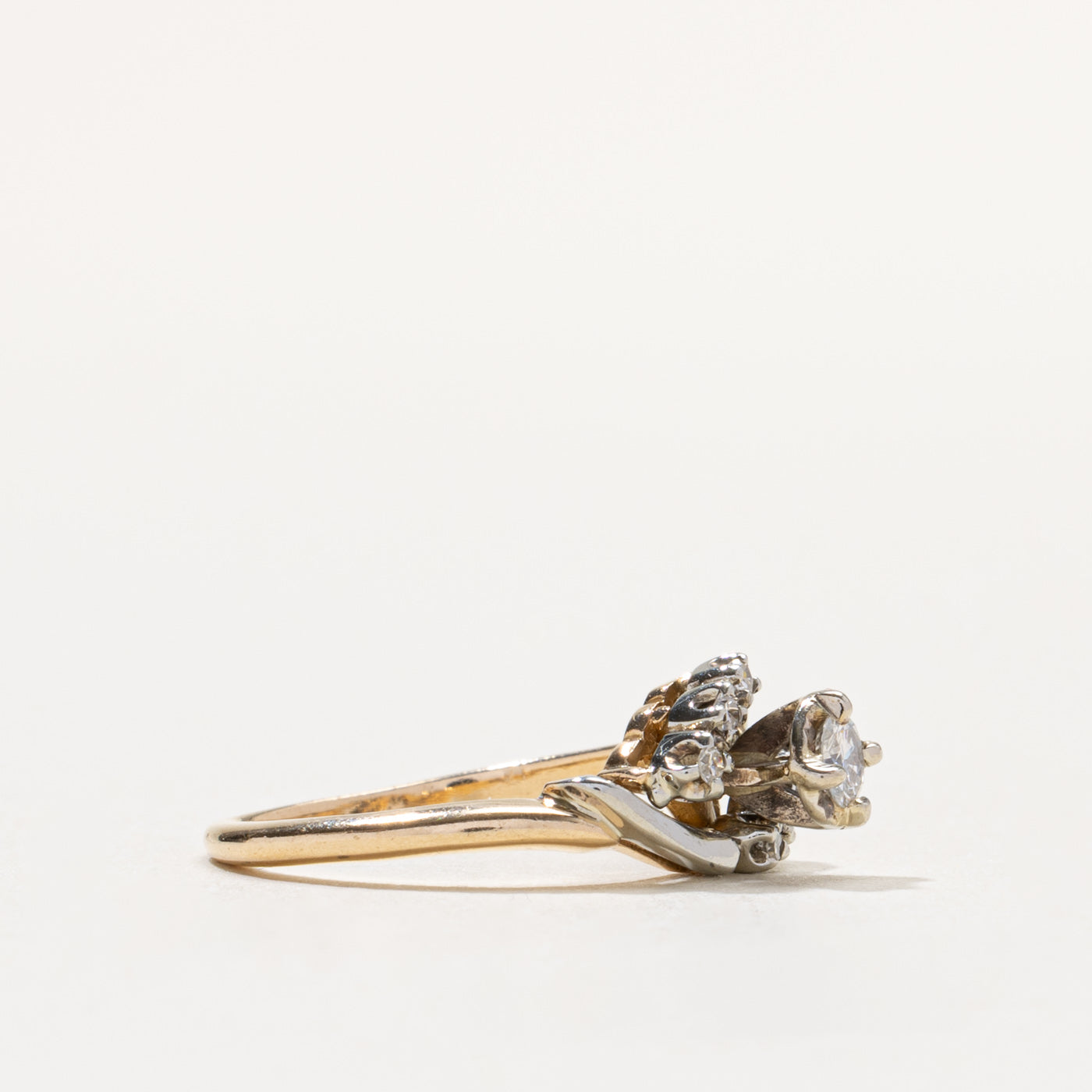 14k Illusion Set Diamond Eye Ring | 0.22ctw | SZ 5.75