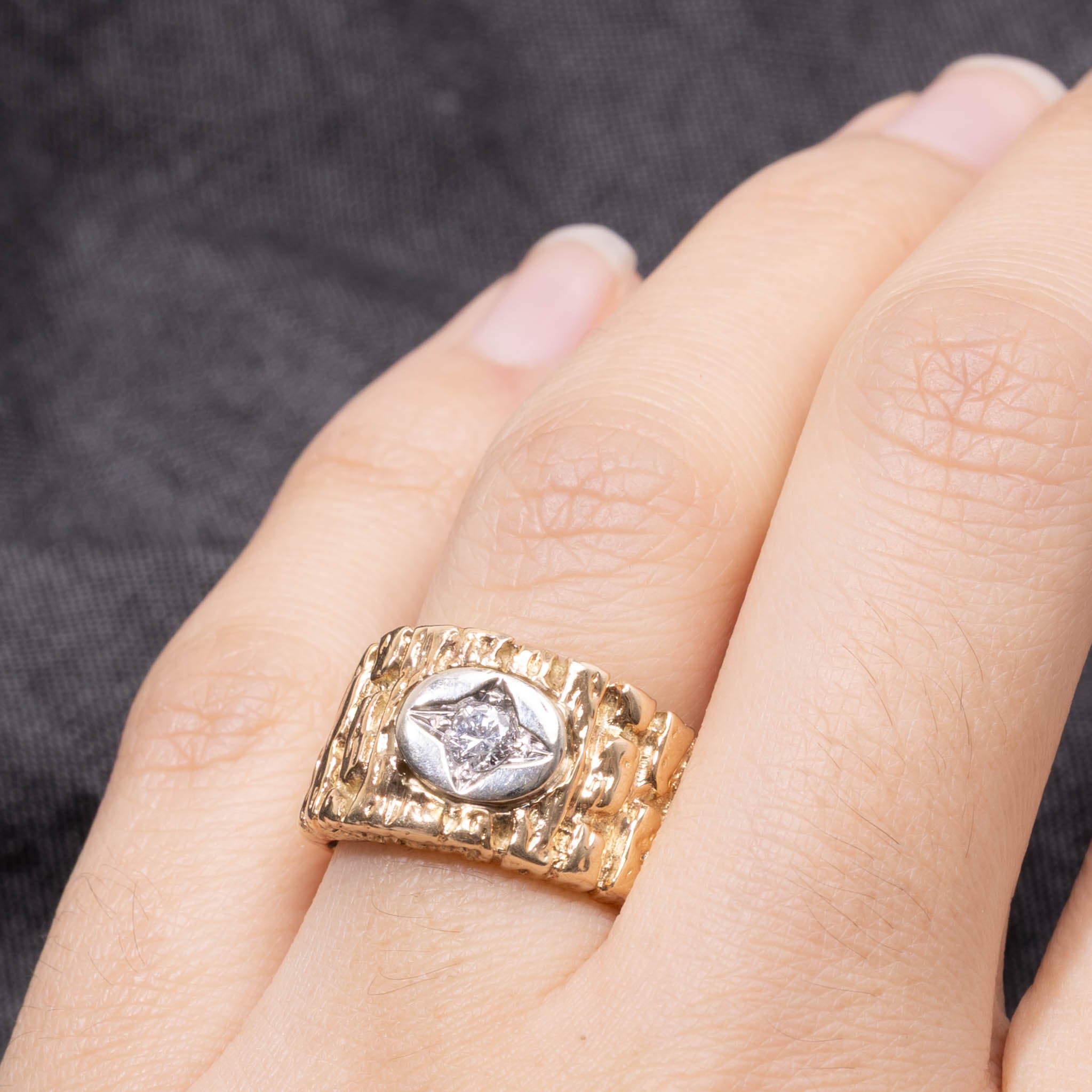 14k Star Set Diamond Textured Cocktail Ring | 0.17ct | SZ 6.75