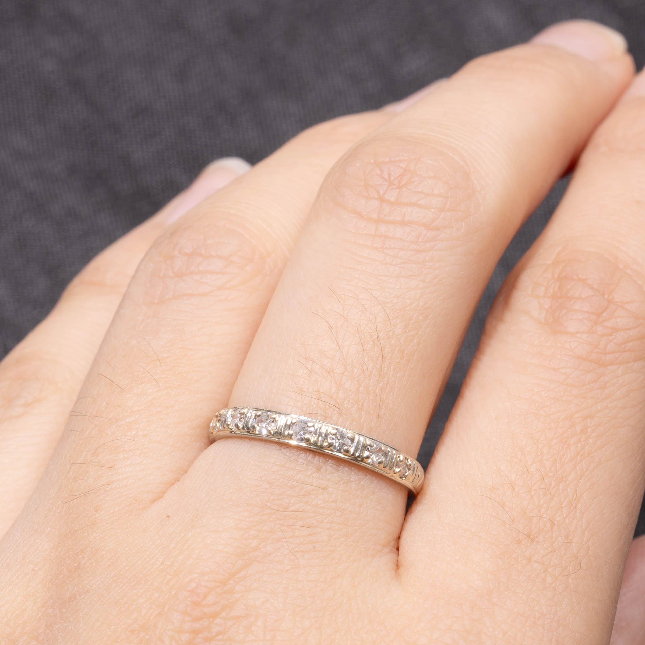 18k Semi-Eternity Diamond Engraved Band | 0.24ctw | 2.85mm | SZ 7.5