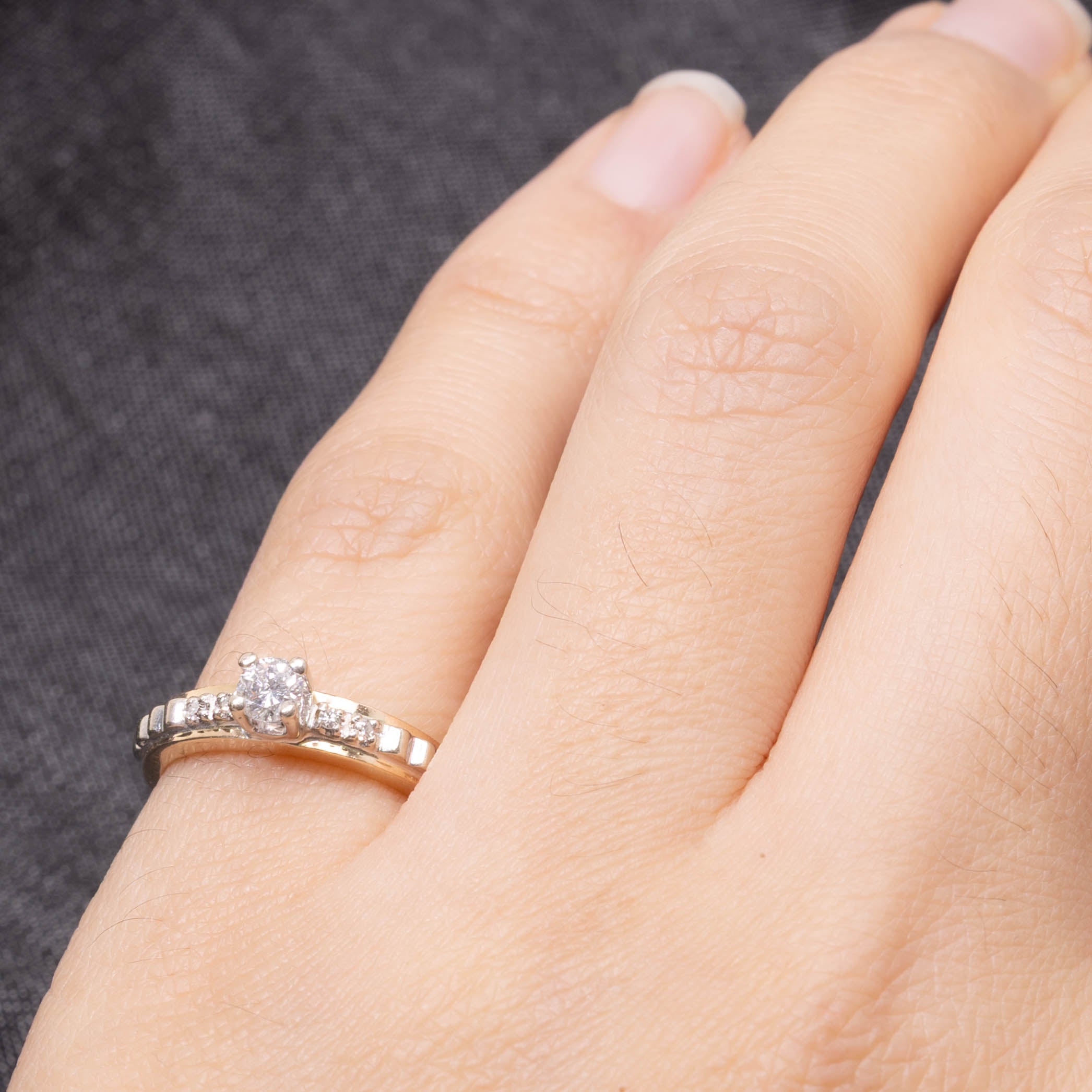 14k Two Tone Diamond Accented Ring | 0.20ctw | SZ 4