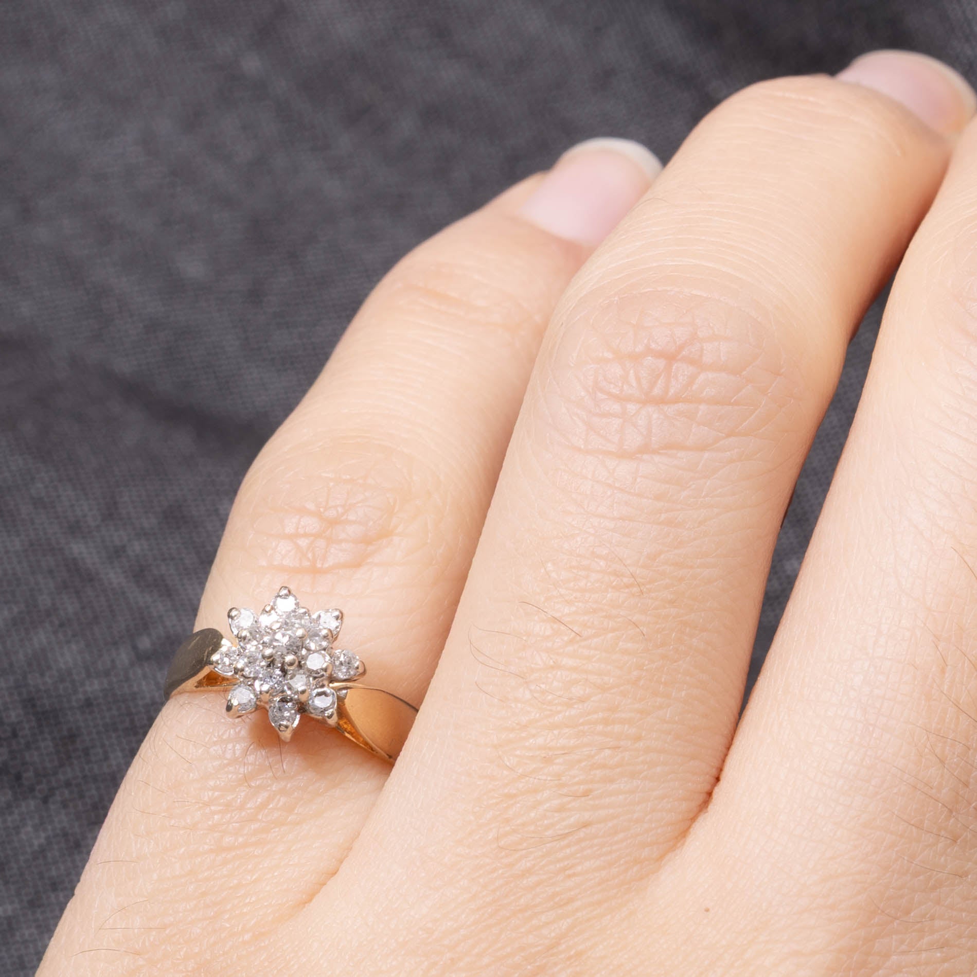 14k Diamond Petal Cluster Reverse Tapered Ring | 0.18ctw | SZ 3