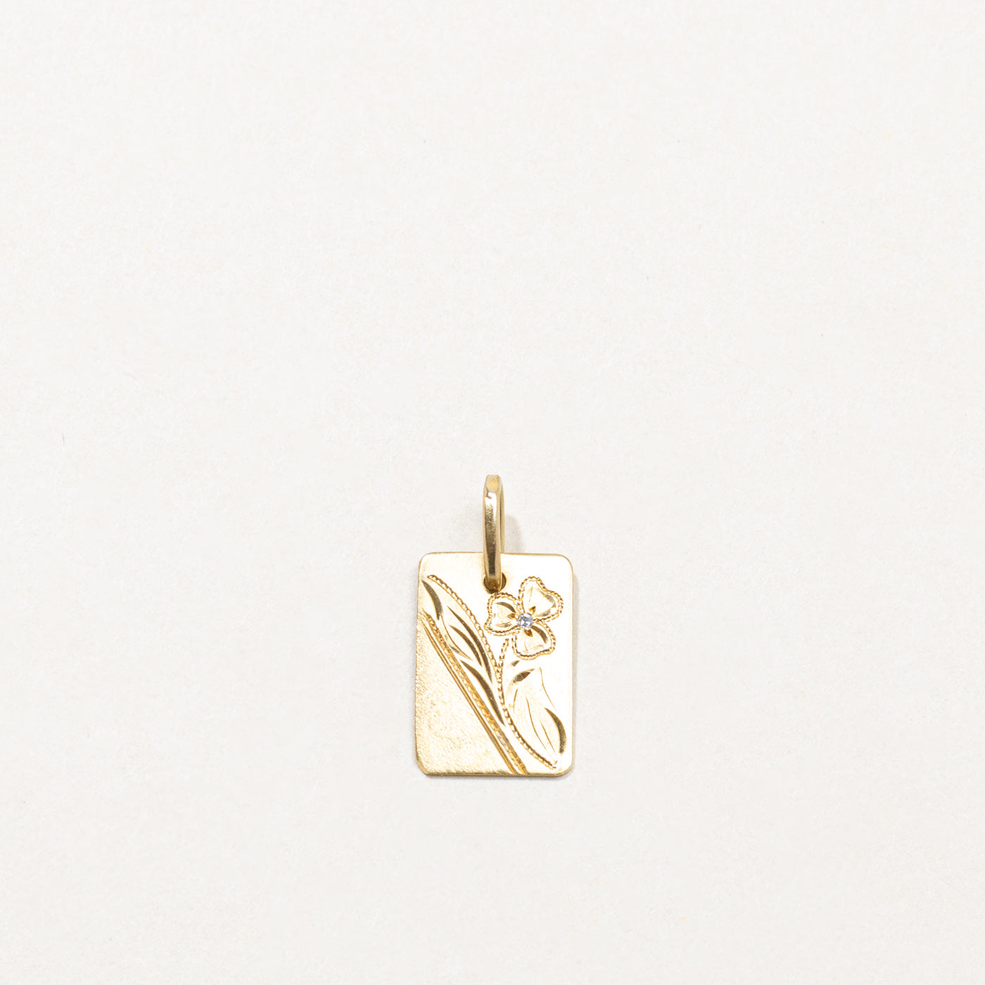 18k Diamond Floral Engraved Pendant
