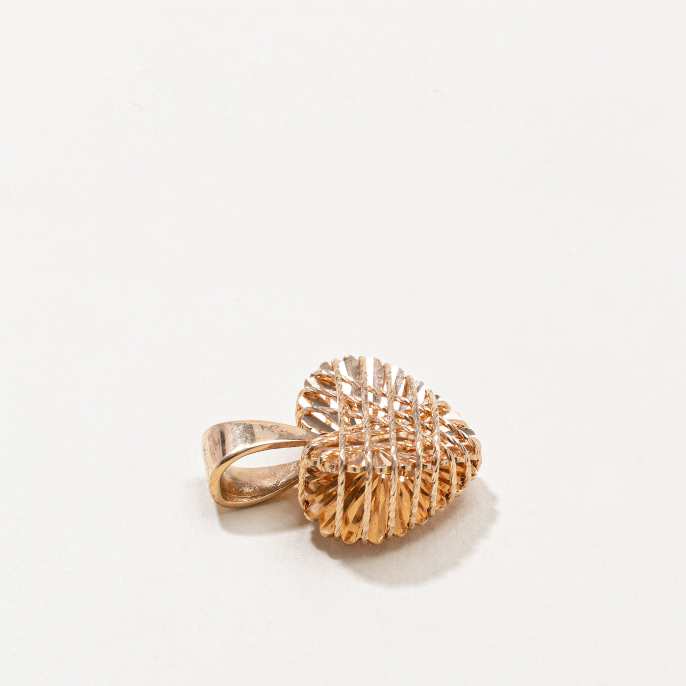 18k Woven Heart Pendant