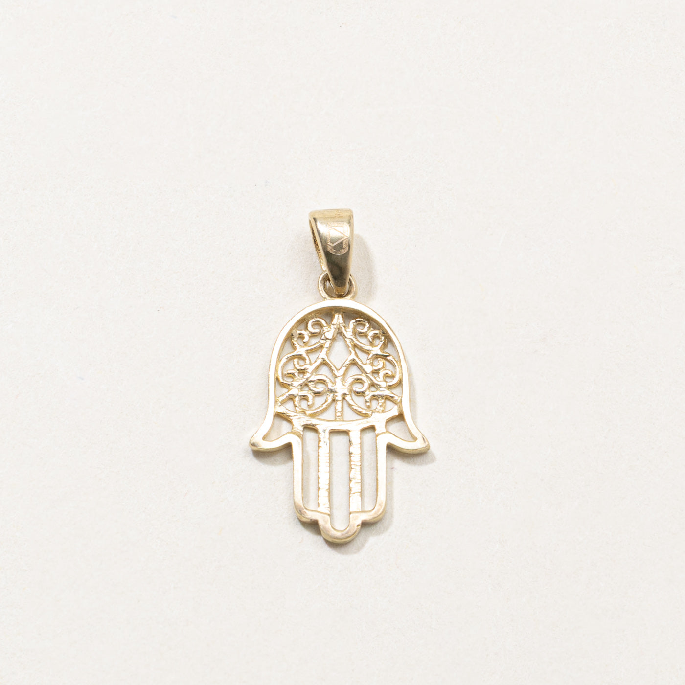 10k Scrollwork Hamsa Pendant