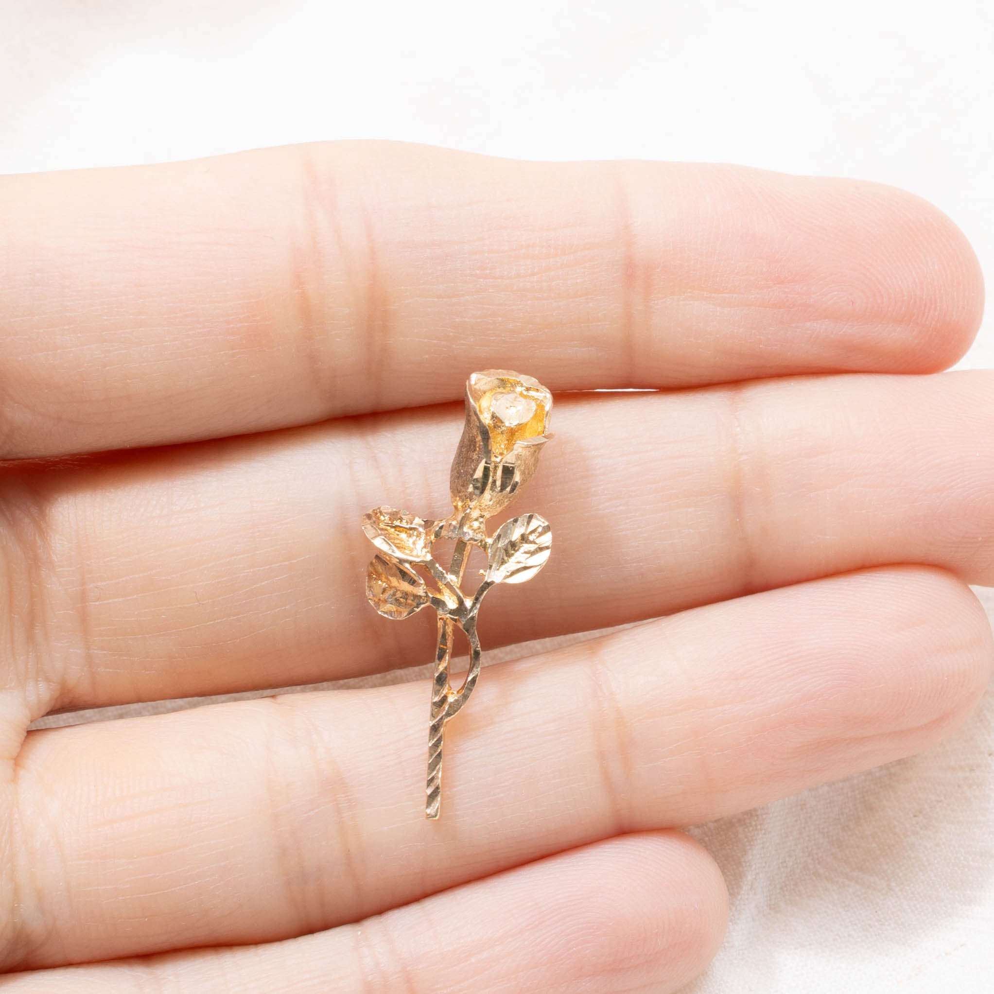 10k Rose Pendant
