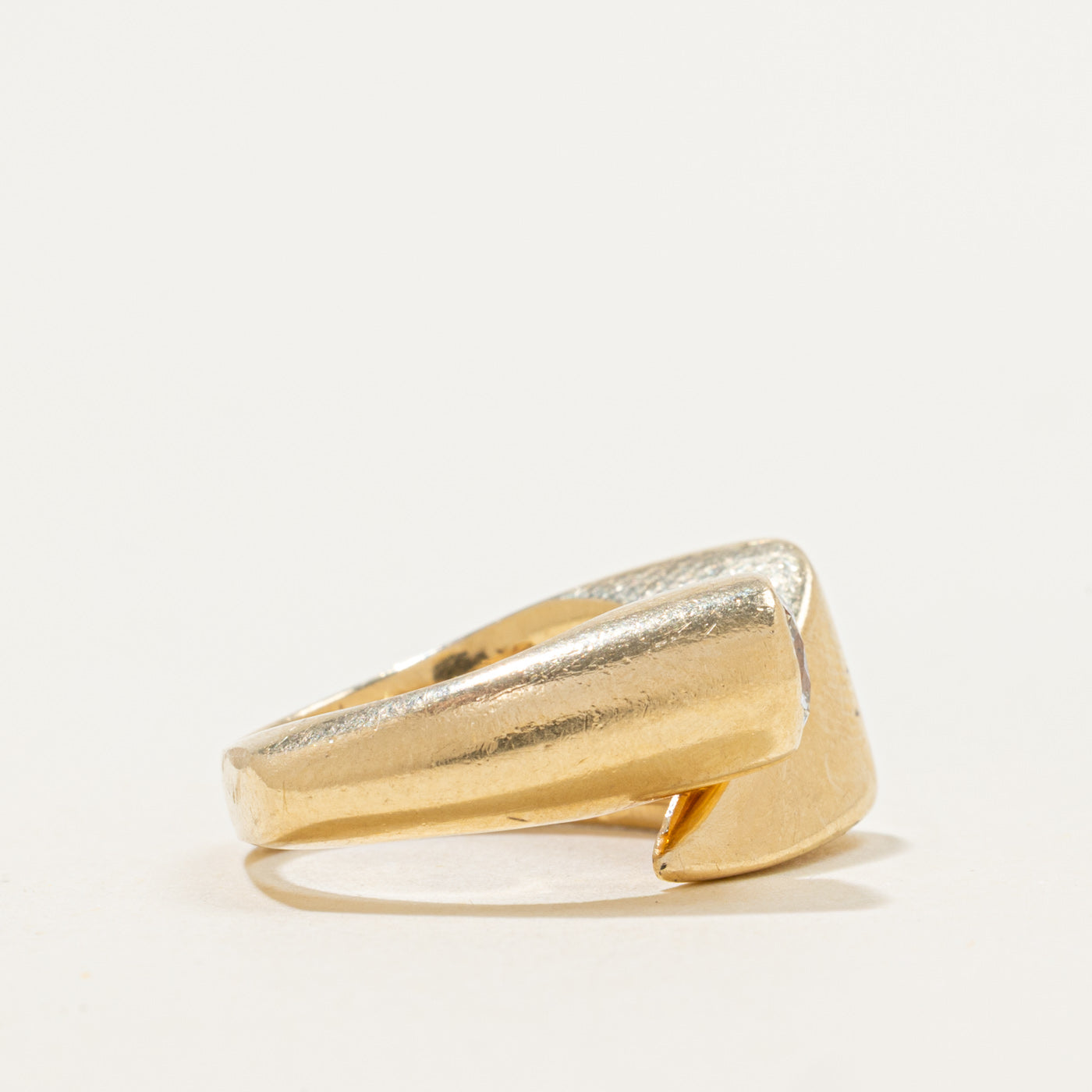 14k Round Brilliant Bezel Set Diamond Abstract Ring | 0.55ct I1 H/I | SZ 3.75
