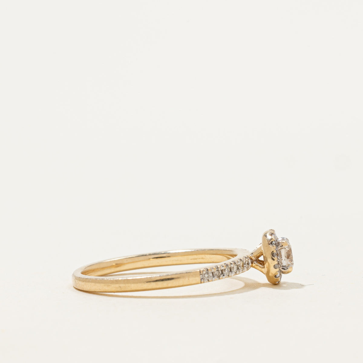 10k Diamond Halo Ring | 0.29ctw | SZ 6.75
