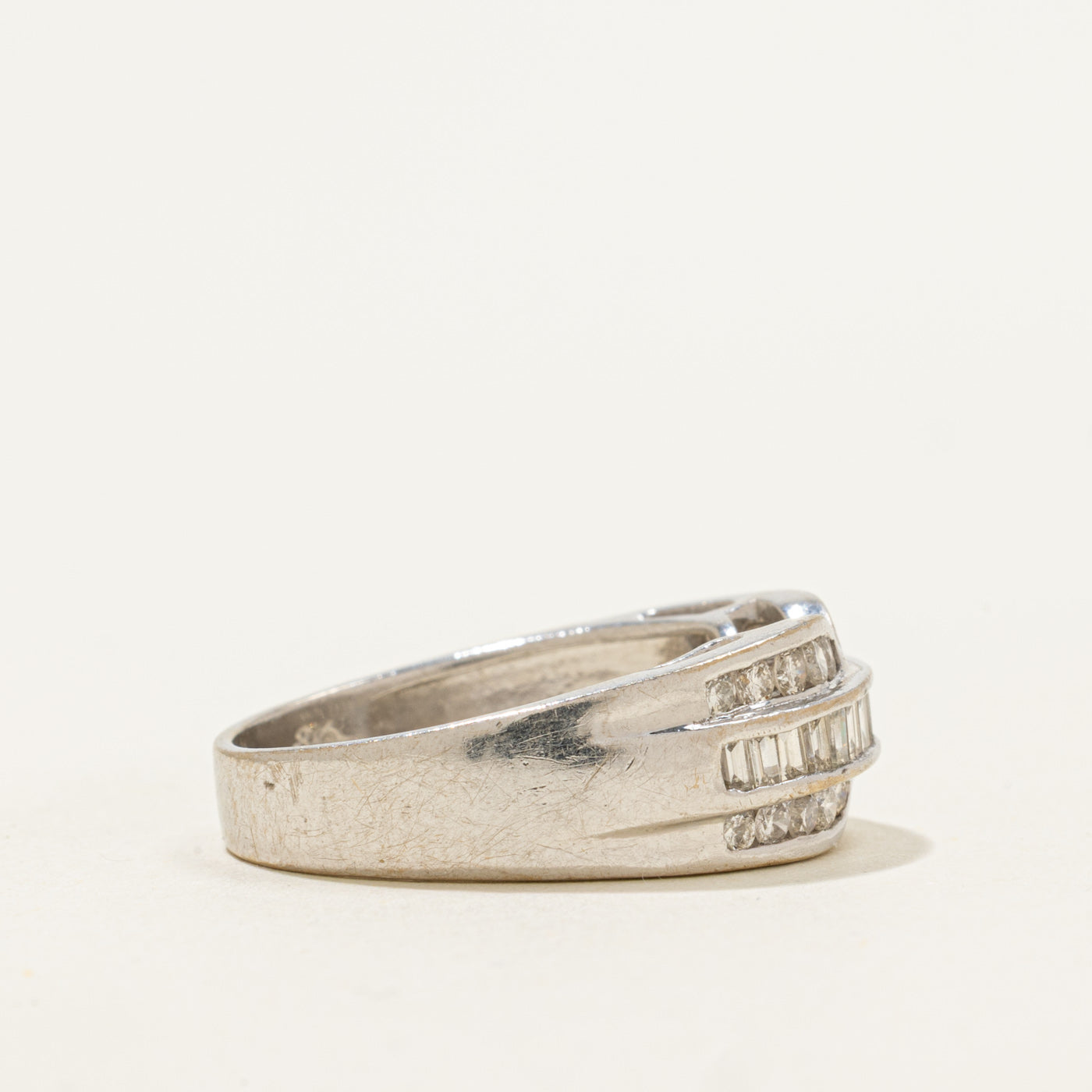 18k Multi Row Diamond Pinched Ring | 0.56ctw | SZ 6.75