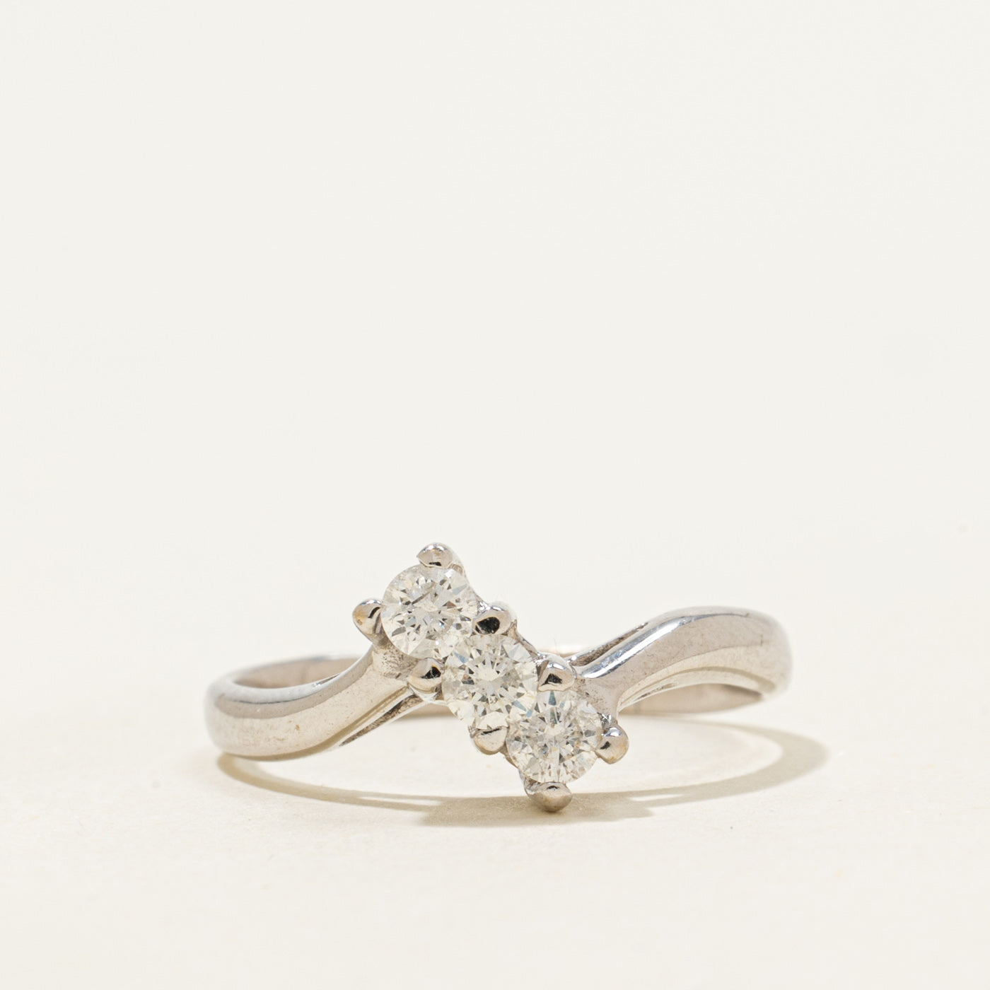 18k Three Stone Diamond Bypass Ring | 0.12ct | SZ 8