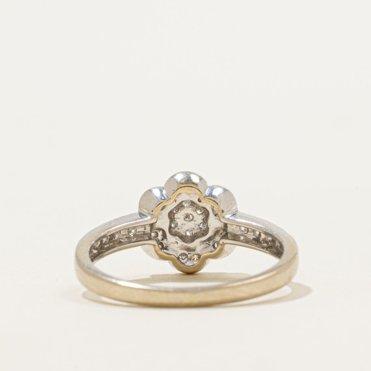 14k Diamond Floral Cluster Ring | 0.18ctw | SZ 7.25