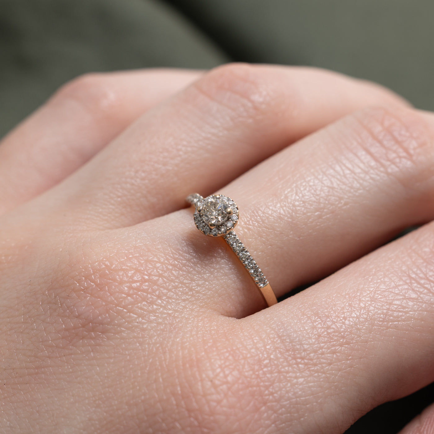 10k Diamond Halo Ring | 0.29ctw | SZ 6.75