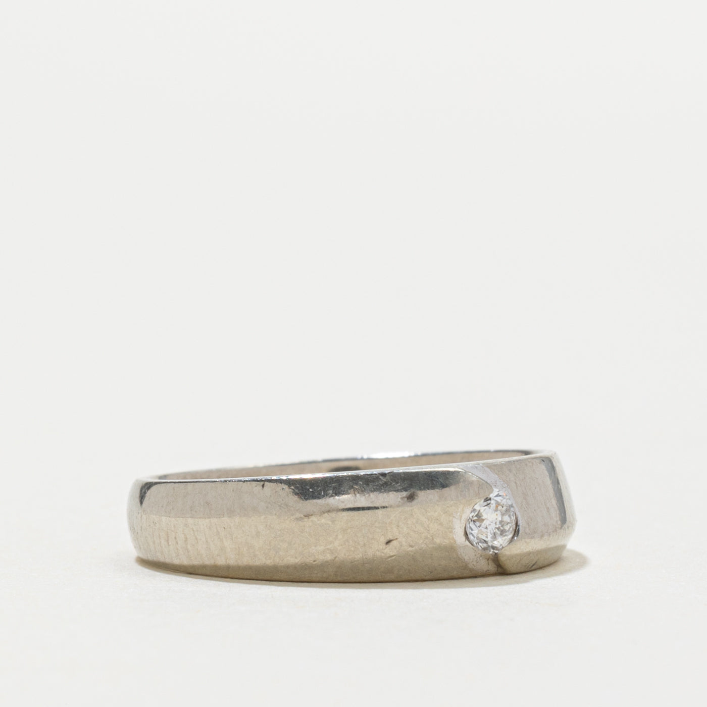 10k Round Brilliant Cut Flush Set Diamond Band | SZ 6.25