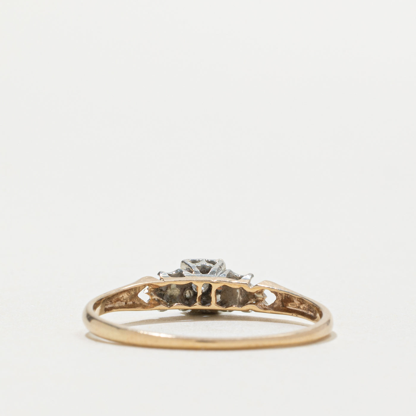 14k Illusion Set Diamond Engraved Ring | SZ 8.25