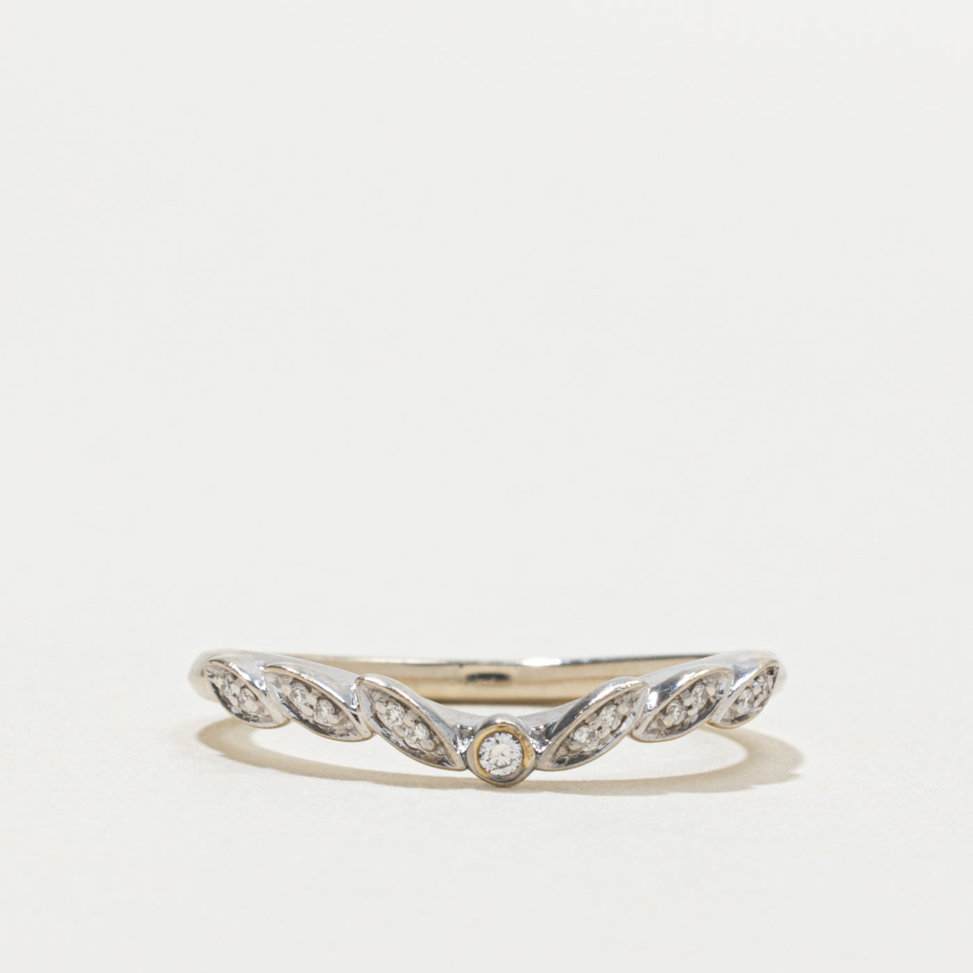14k Diamond Leaf Design Contour Ring | SZ 4.25