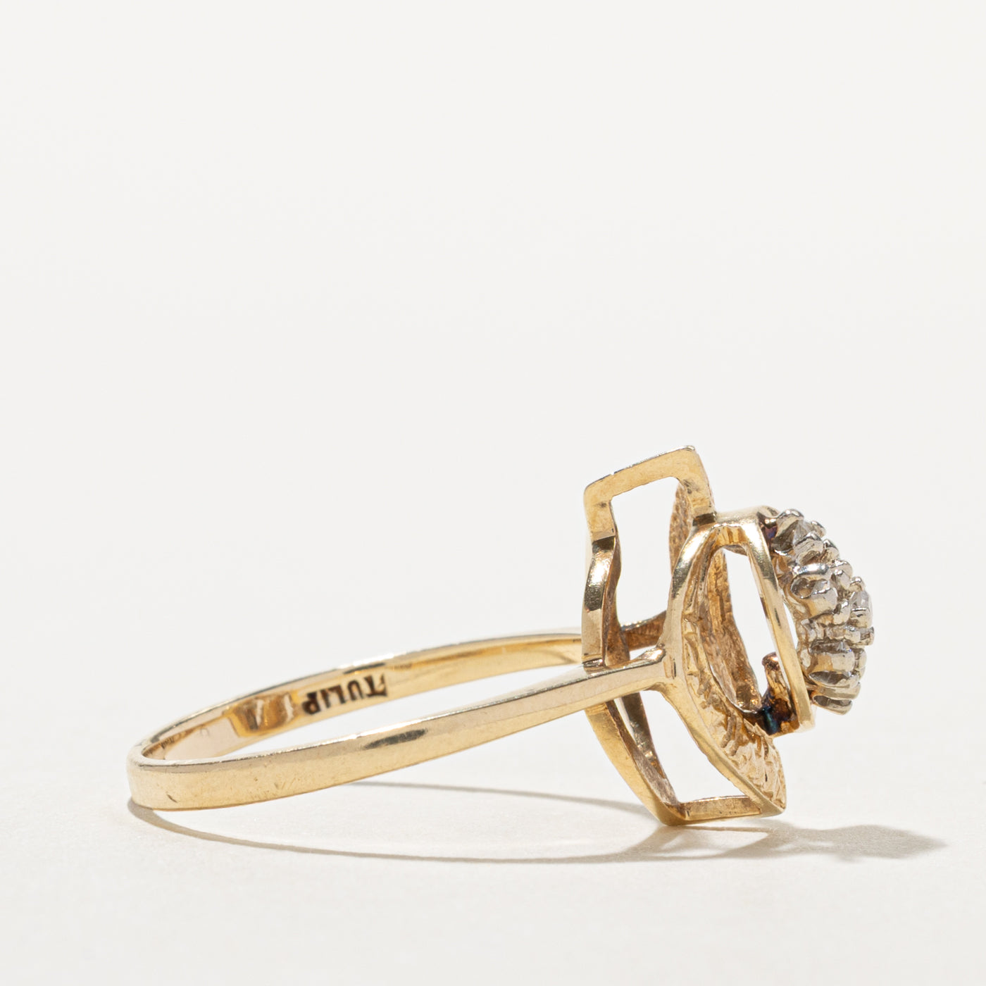 14k Diamond Cluster Textured Ring | SZ 6.75