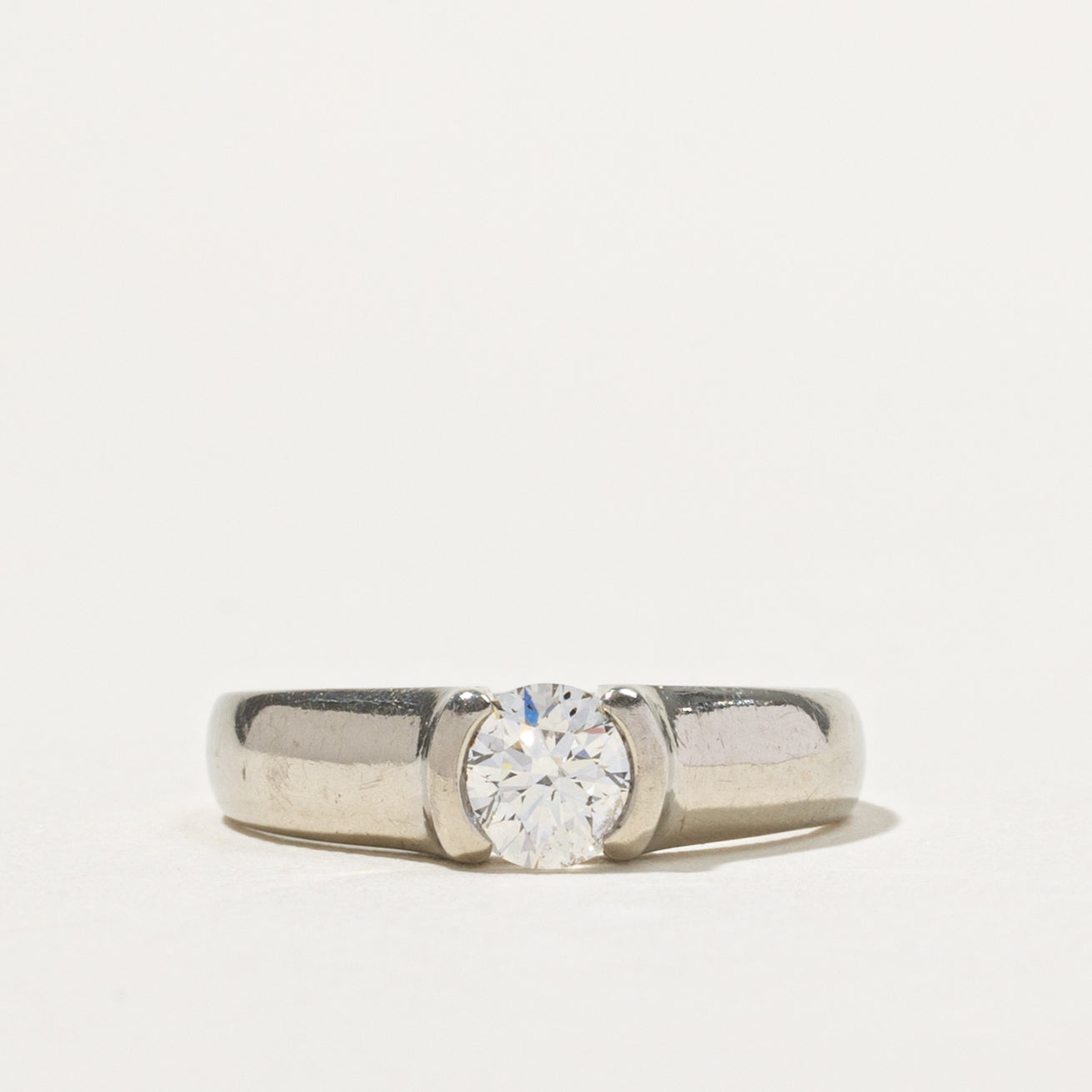 18k Round Brilliant Cut Semi Bezel Diamond Ring | 0.56ctw I1 J | SZ 6.25