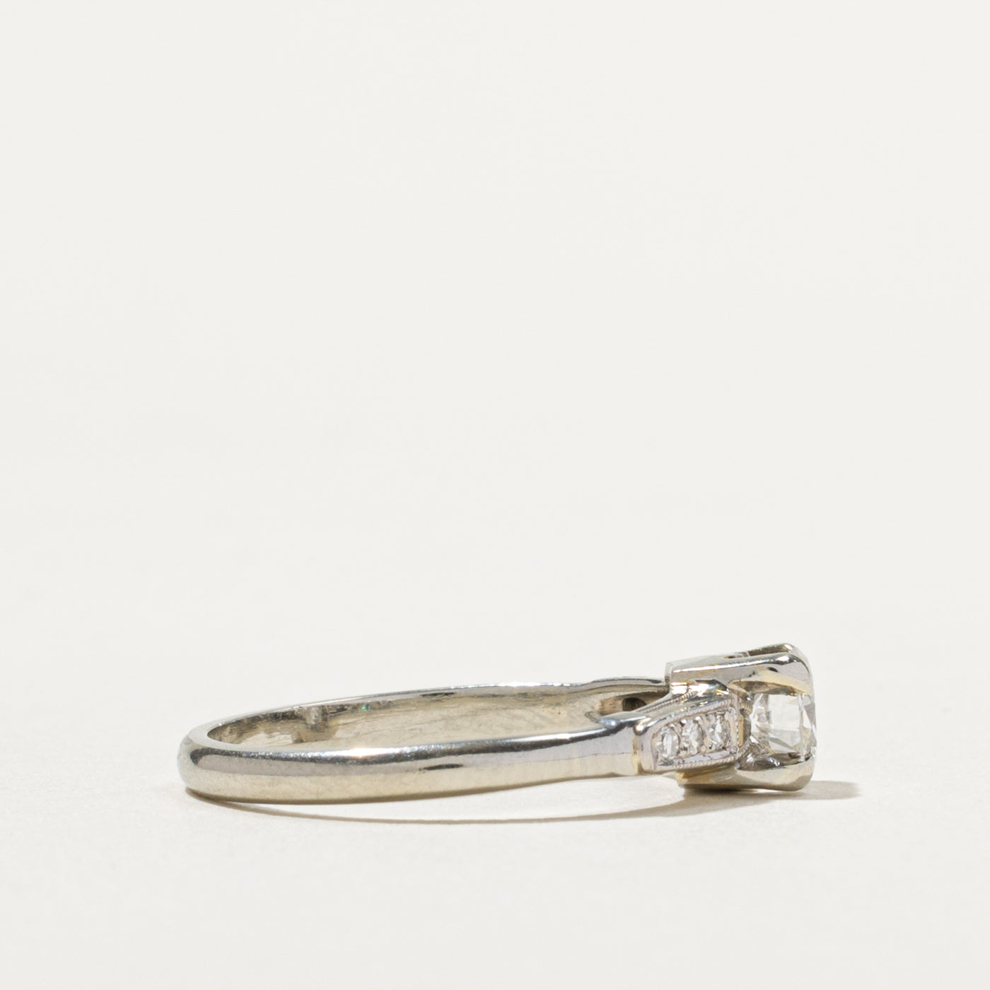 19k White Gold Diamond Accented Ring | 0.43ct VS1 G/H, 0.06ctw | SZ 6