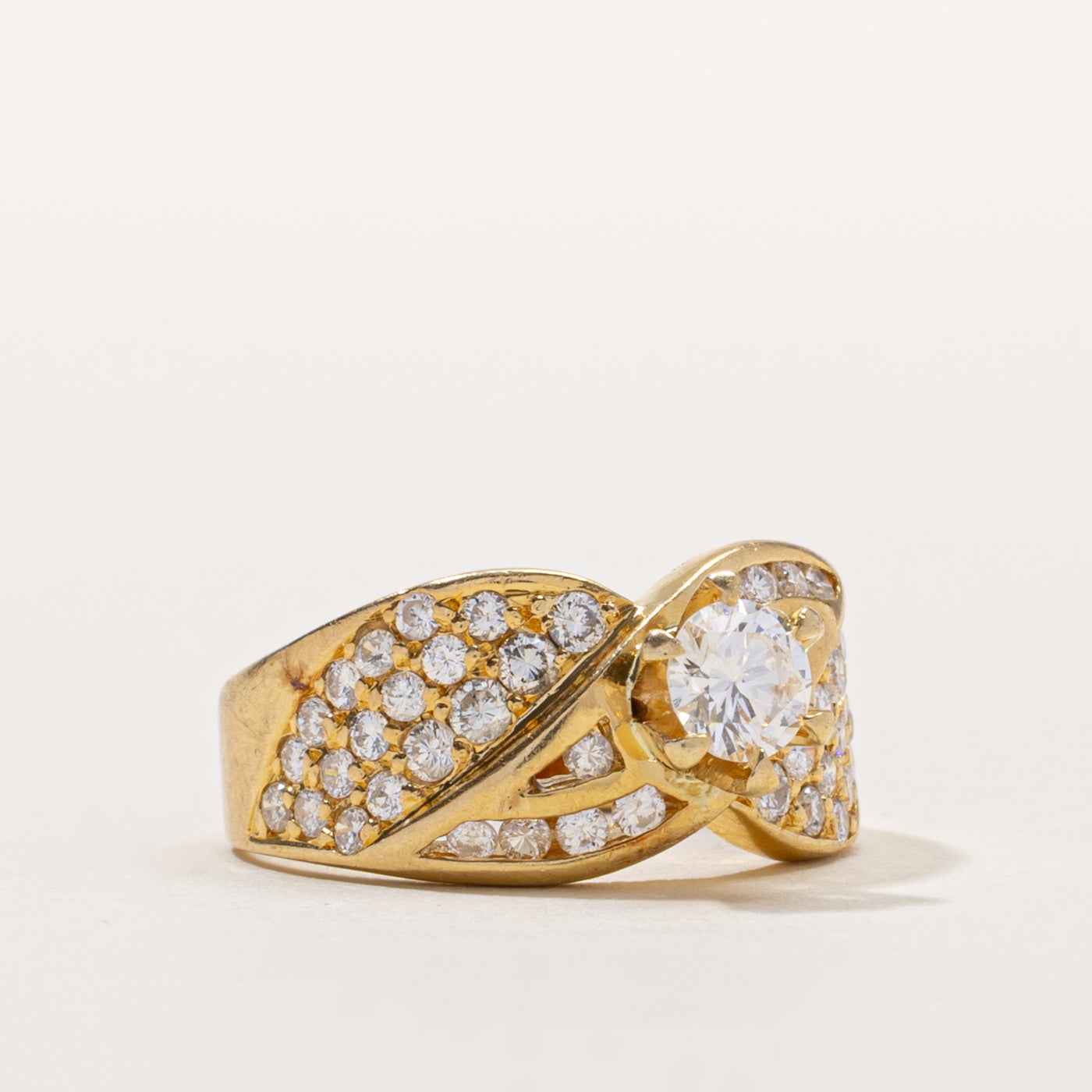 18k High Set Diamond Pave Accented Ring | 0.38ct VS1 F/G, 0.48ctw | SZ 6.25
