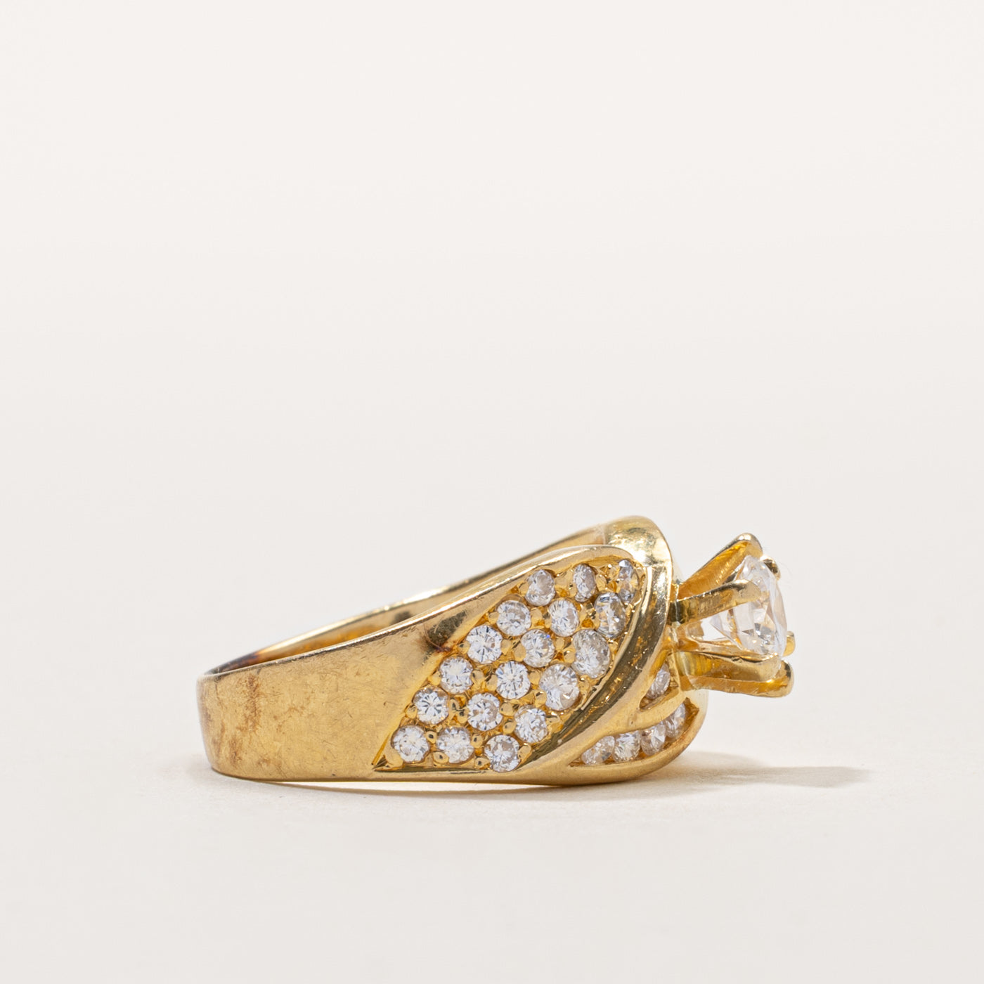 18k High Set Diamond Pave Accented Ring | 0.38ct VS1 F/G, 0.48ctw | SZ 6.25