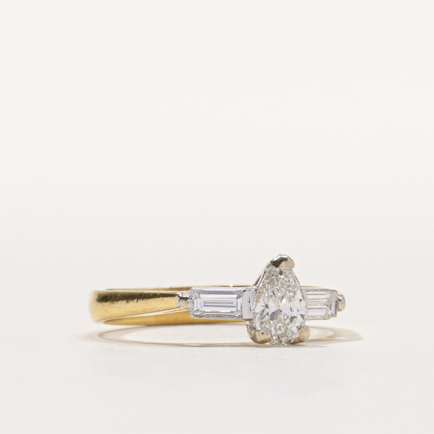 14k Pear Cut Diamond Accented Ring | 0.40ct  VS2/SI1 I/J, 0.14ctw | SZ 6.5