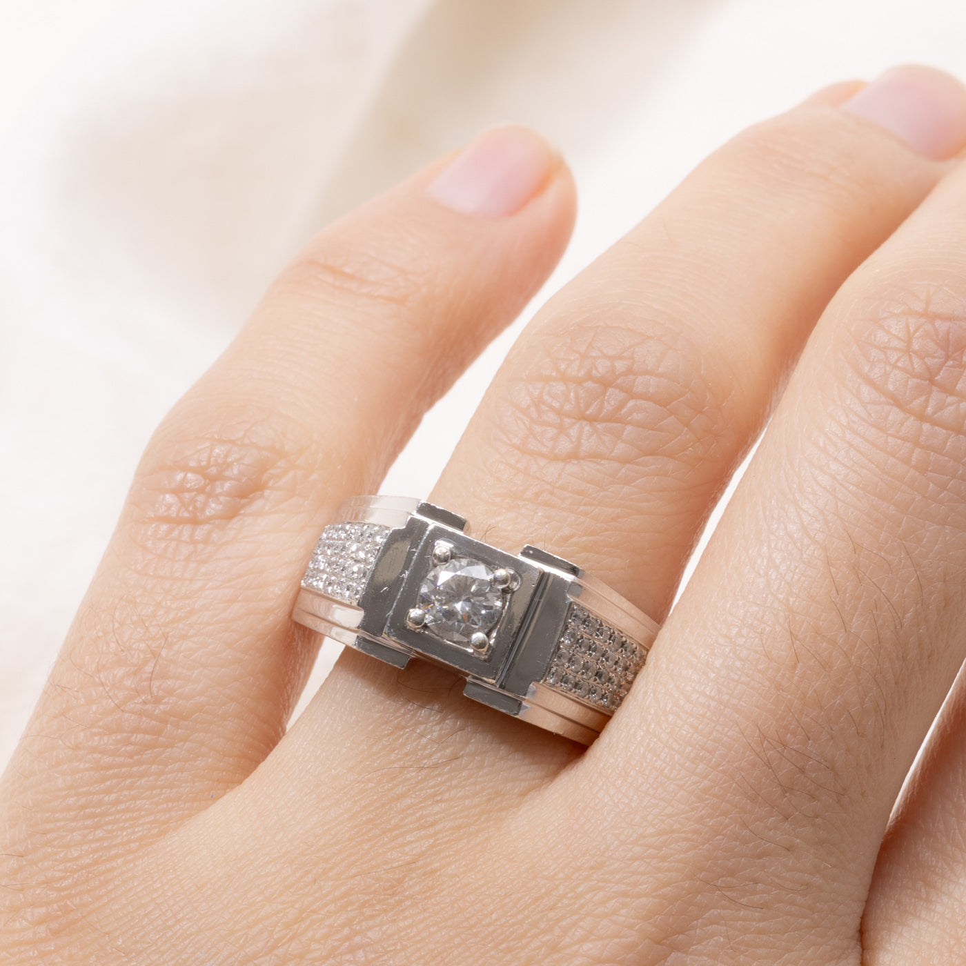 14k Diamond Accented Chunky Ring | 0.45ct SI1/SI2 G/H, 0.26ctw | SZ 10.25