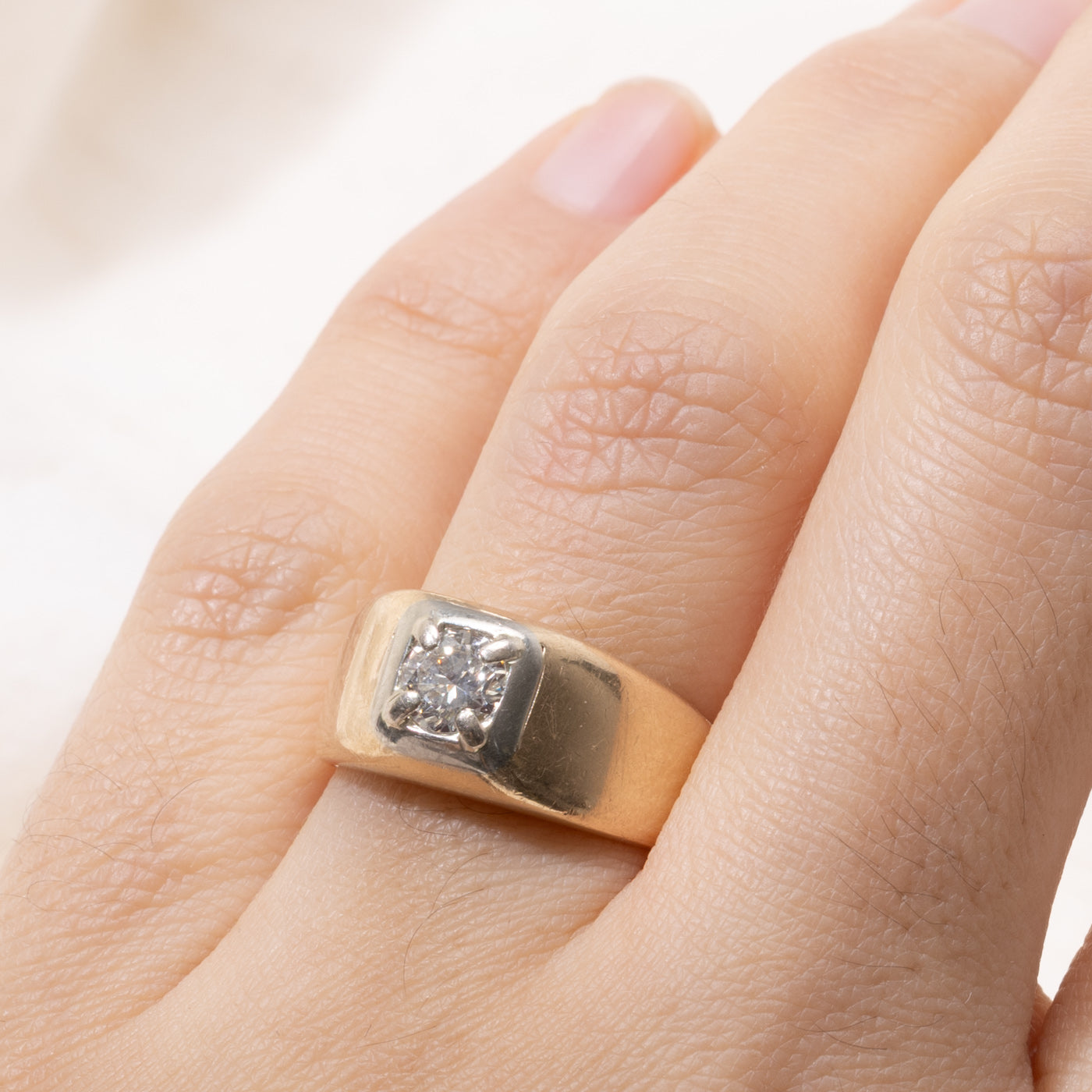 10k Round Brilliant Cut Solitaire Diamond Chunky Ring | 0.47ct VS2/SI1 J/K | SZ 6.75