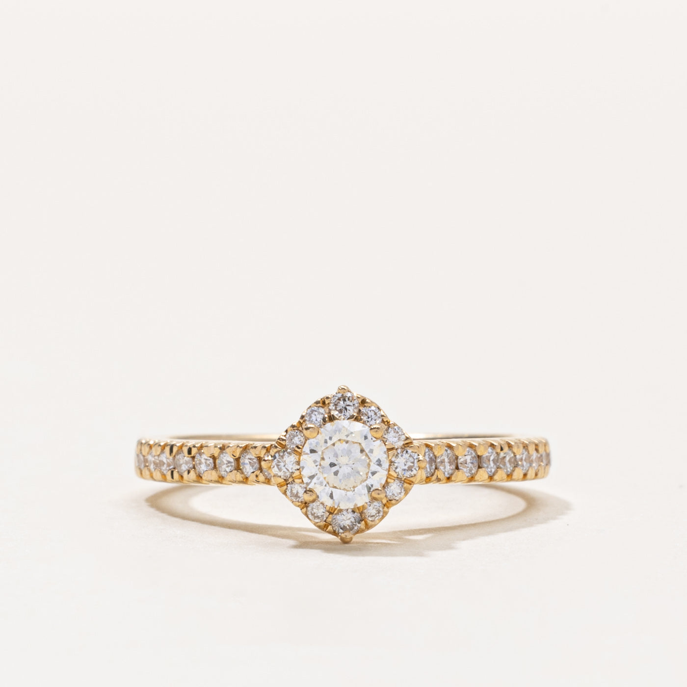 14k Modified Round Brilliant Cut Diamond Halo Ring | 0.60ctw | SZ 7