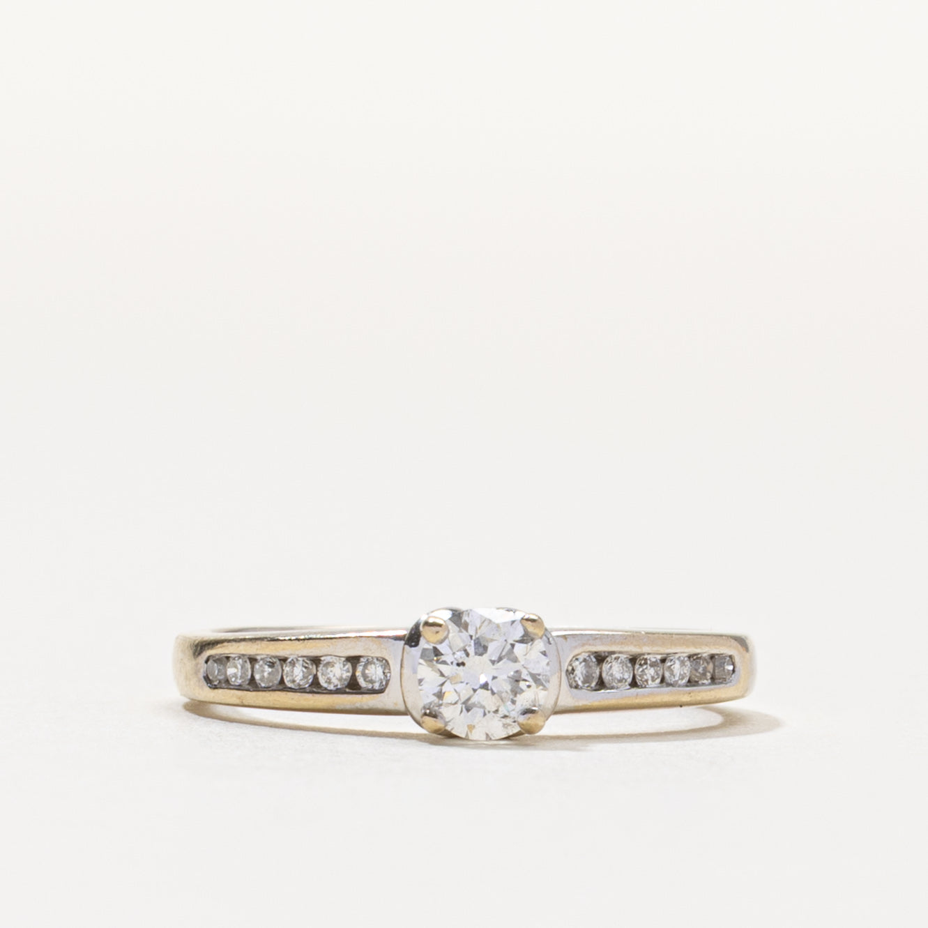 18k Diamond Accented Ring | 0.30ctw | SZ 5
