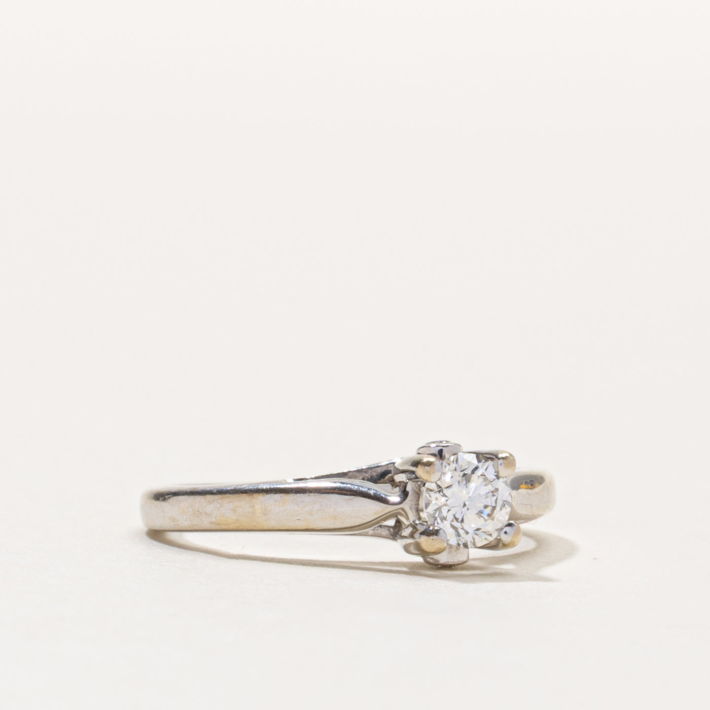 IGI Round Brilliant Cut Solitaire Diamond  Ring | 0.35ct VS1/VS2 F/G | SZ 5.75