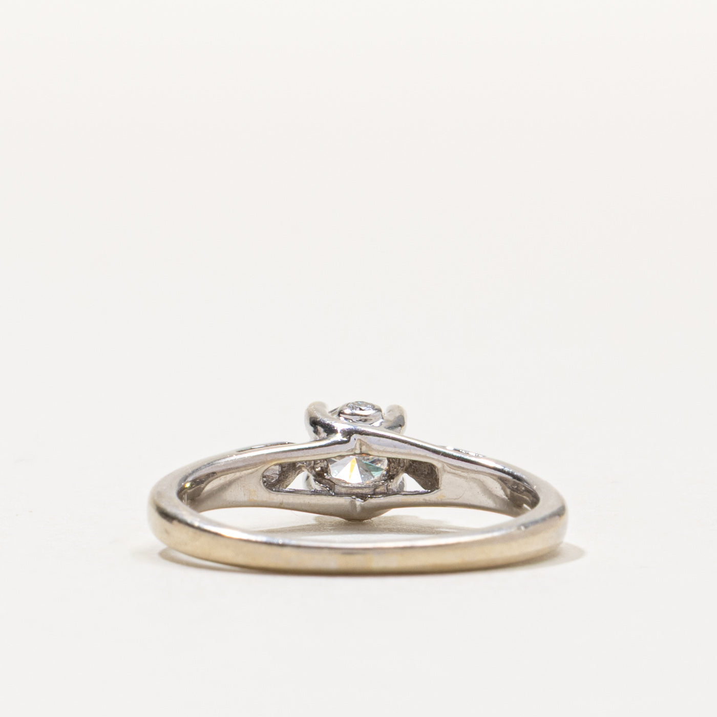 IGI Round Brilliant Cut Solitaire Diamond  Ring | 0.35ct VS1/VS2 F/G | SZ 5.75