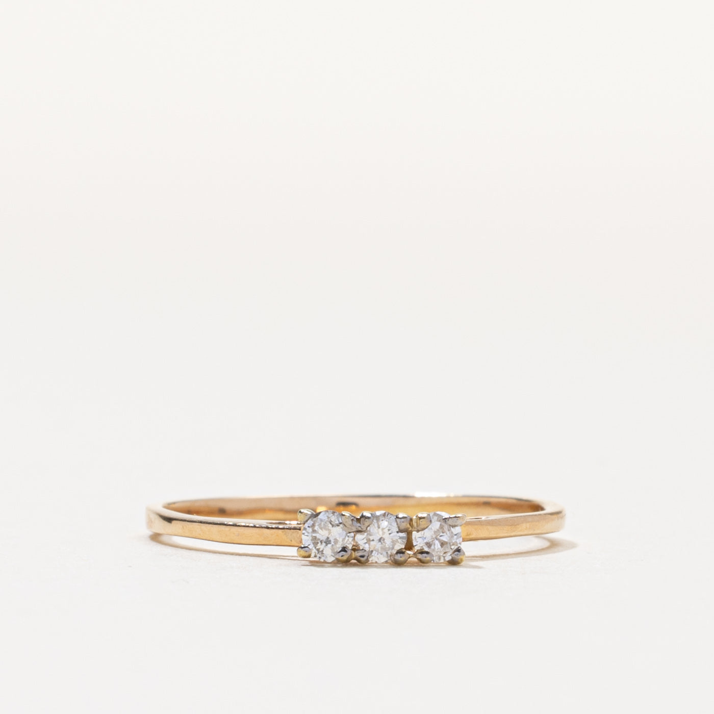 14k Three Stone Diamond Thin Ring | 0.12ctw | SZ 7