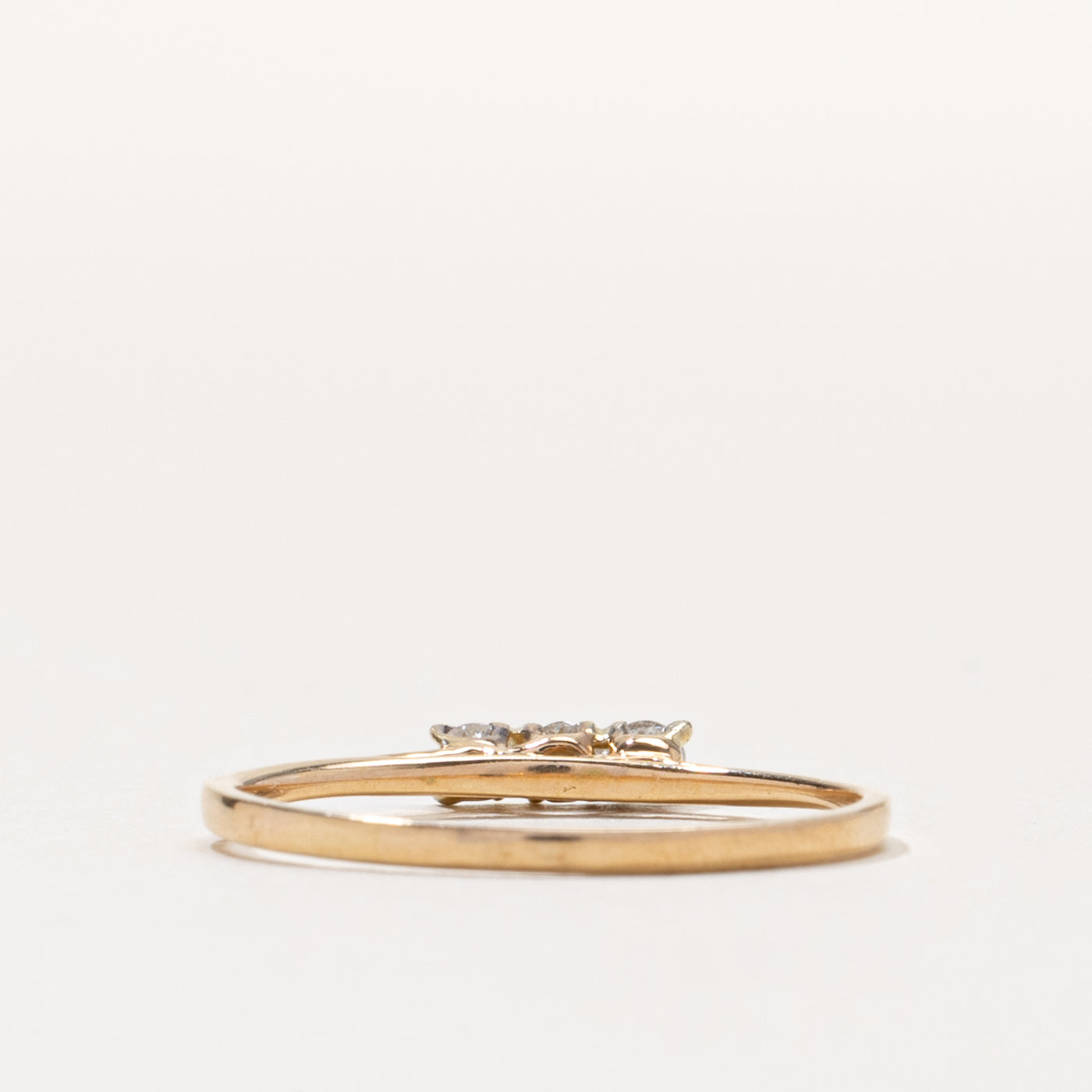 14k Three Stone Diamond Thin Ring | 0.12ctw | SZ 7