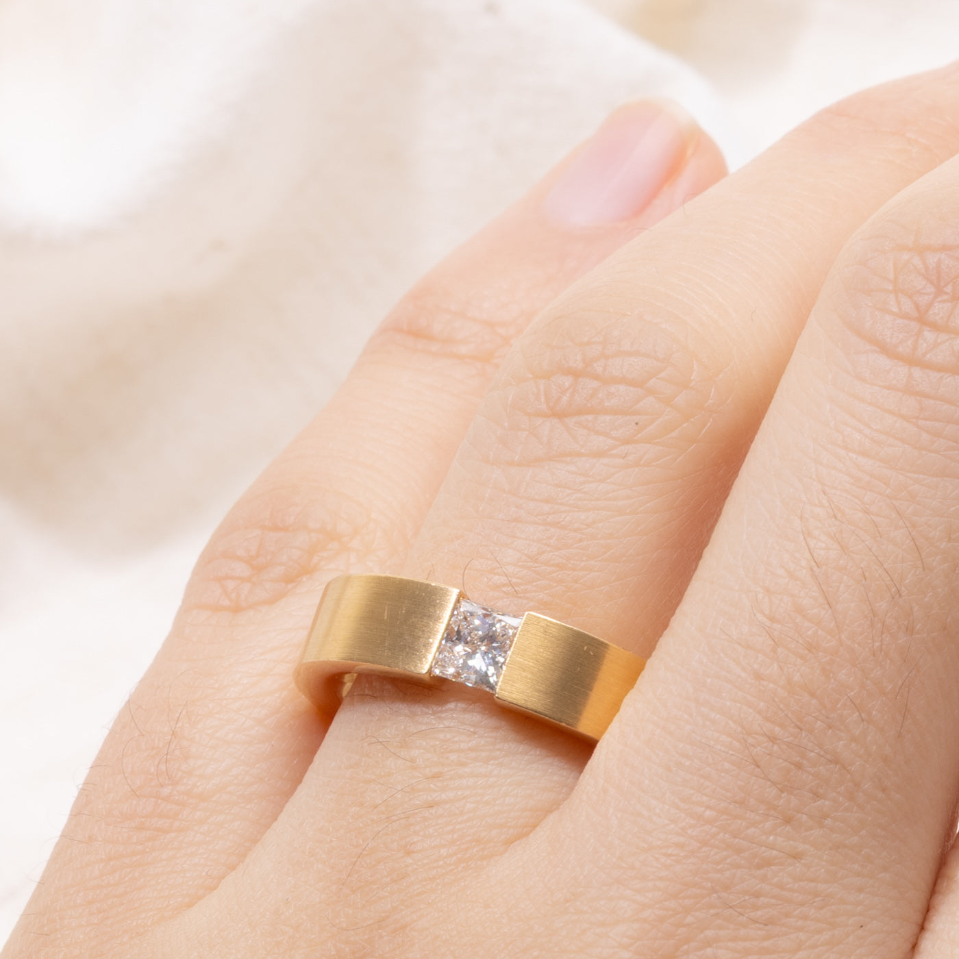 18k Tension Set Princess Cut Diamond Band | 0.45ct VS1 G | 5.30mm | SZ 6.25