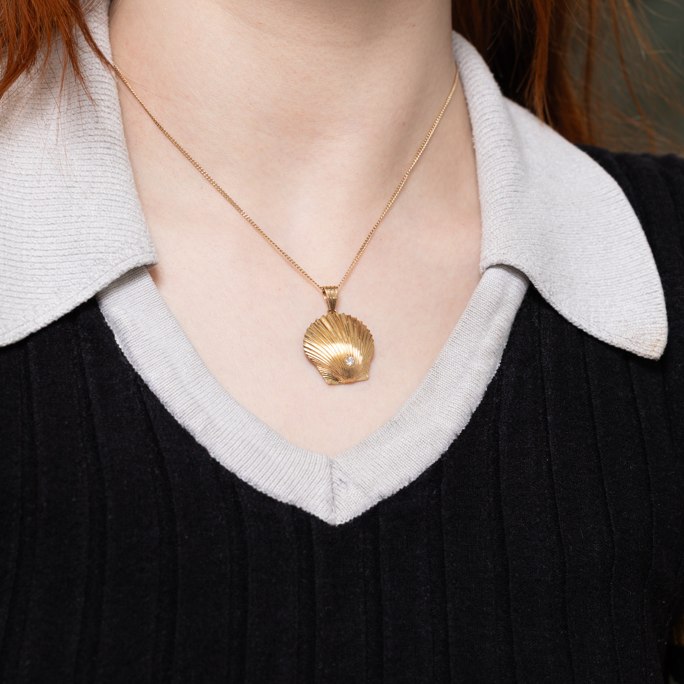 10k Diamond Seashell Pendant | 0.07ctw