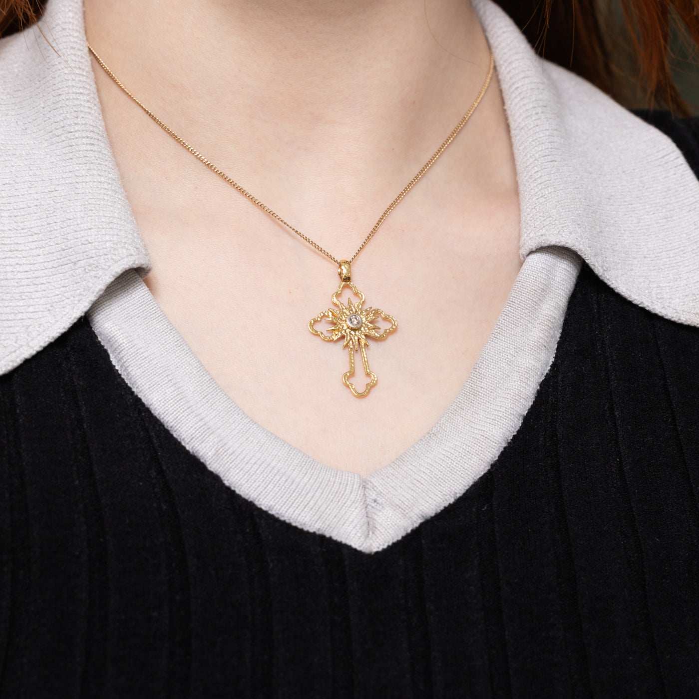 18k Diamond Ornate Cross Pendant | 0.09ctw