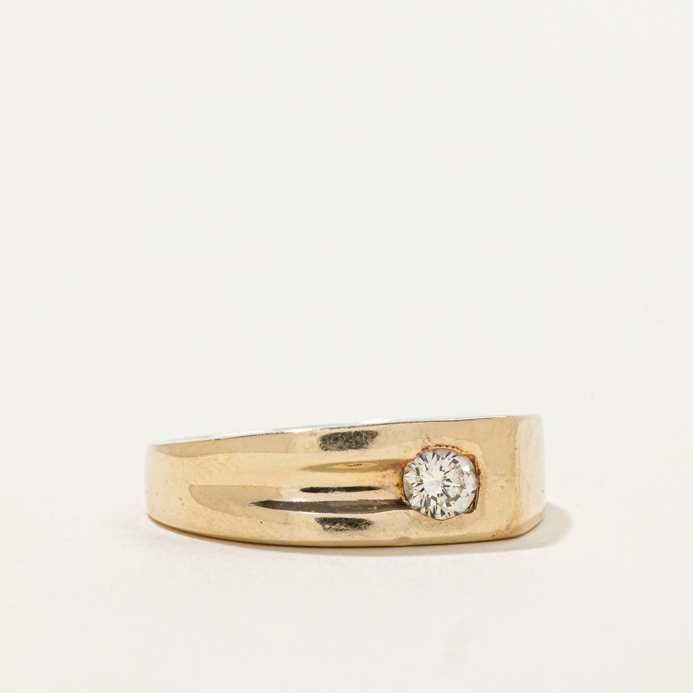 10k Side Set Diamond Grooved Ring | 0.25ct | SZ 10