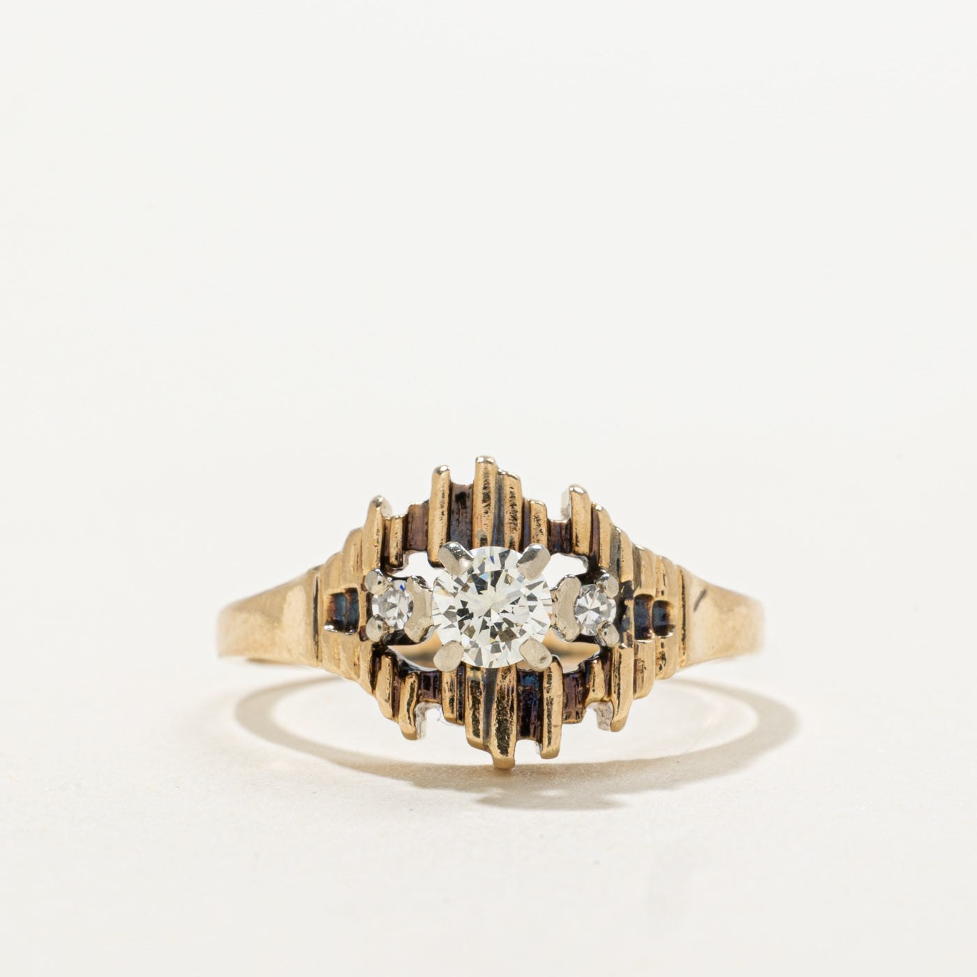 14k Diamond Openwork Grooved Ring | 0.23ctw | SZ 5.75