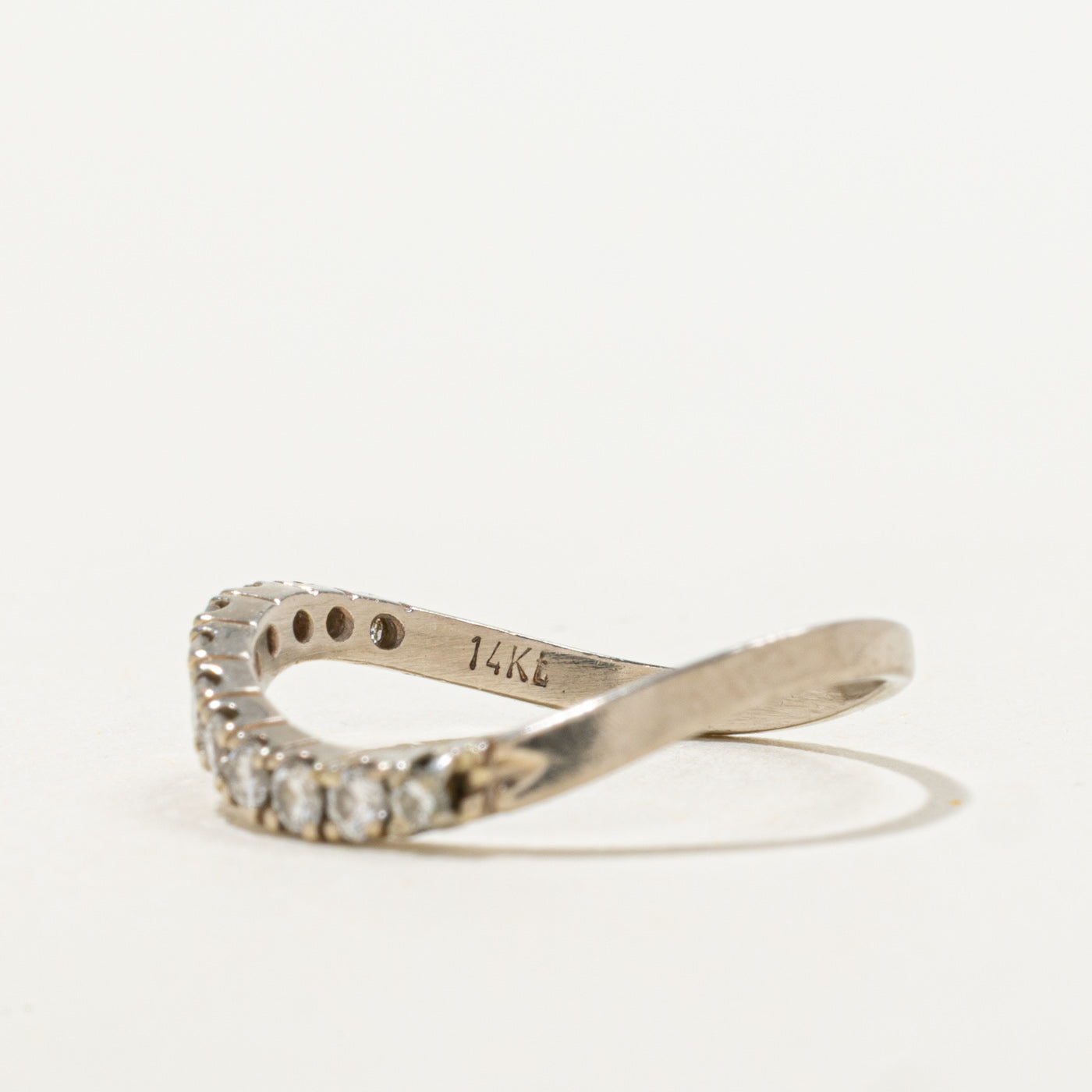 14k Semi Eternity Diamond Contour Ring | 0.25ctw | SZ 4.75