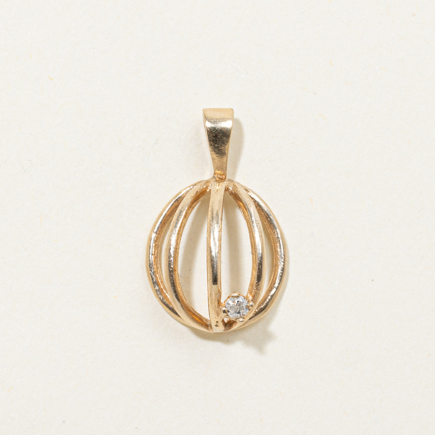 18k Diamond Circle Cage Pendant | 0.02ctw