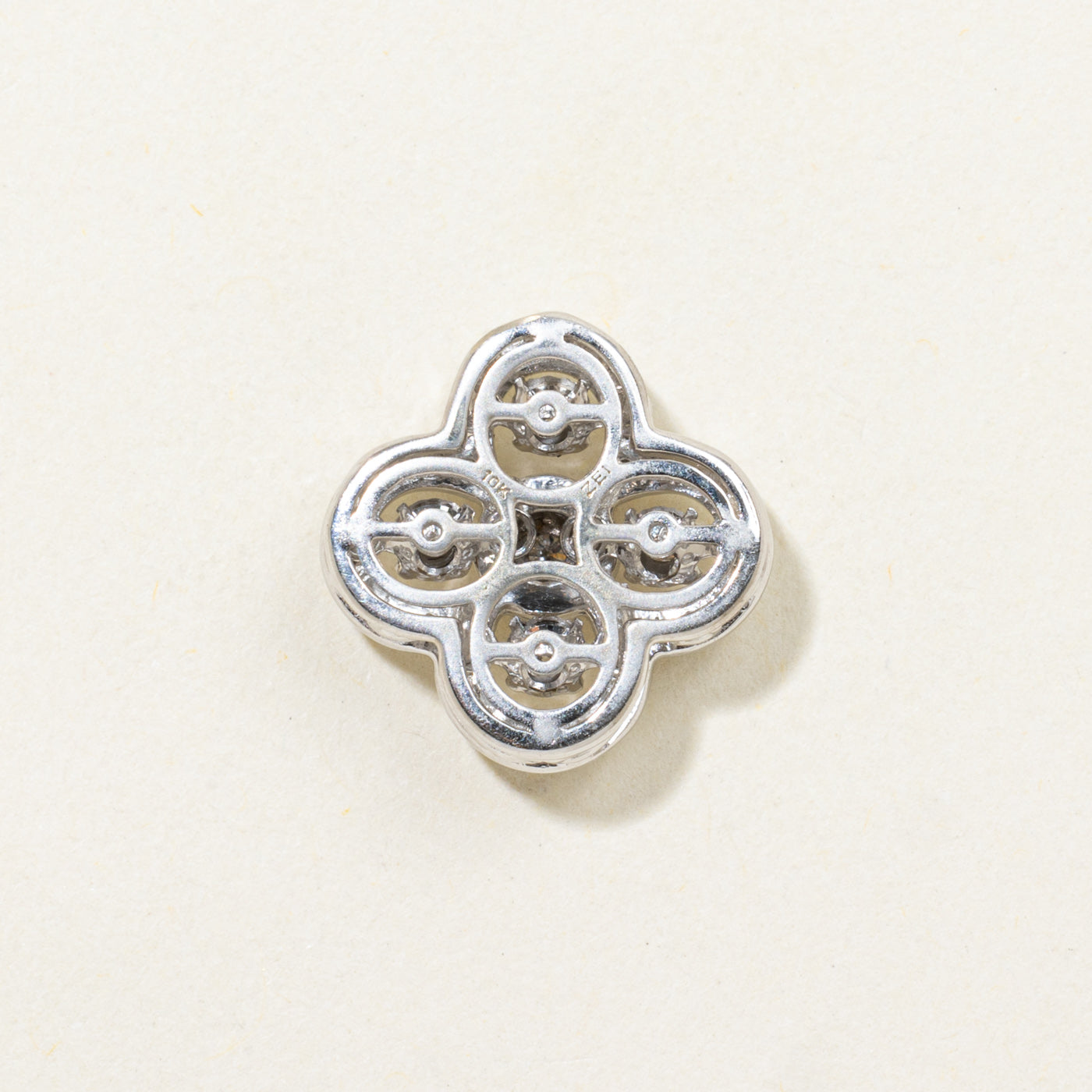 10k Diamond Milgrain Clover Pendant | 0.10ctw