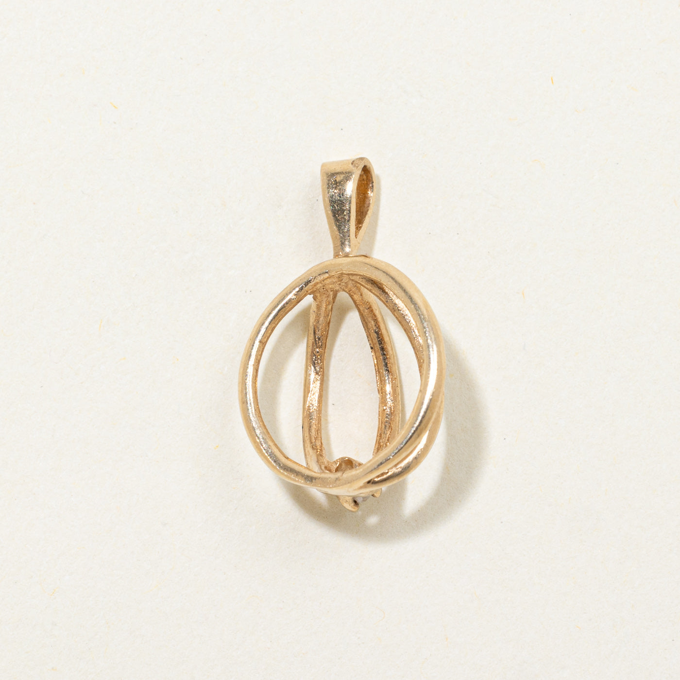 18k Diamond Circle Cage Pendant | 0.02ctw